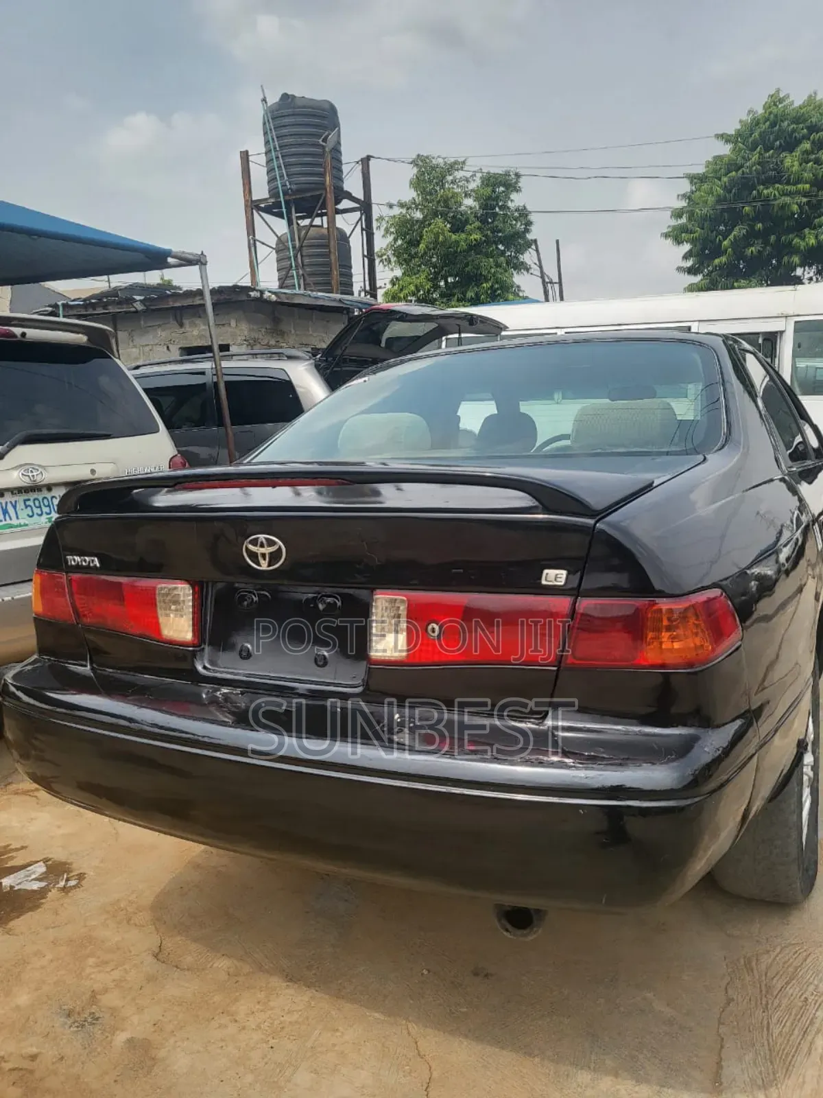 Toyota Camry LE 4dr Sedan (2.2L 4cyl 4A) 2000 Black
