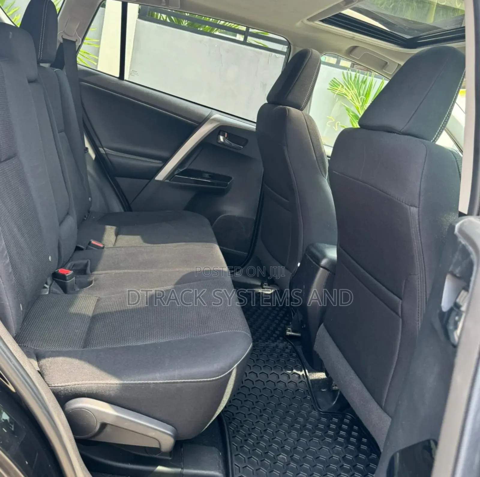 Toyota RAV4 XLE 4dr SUV AWD (2.5L 4cyl 6A) 2018 Black