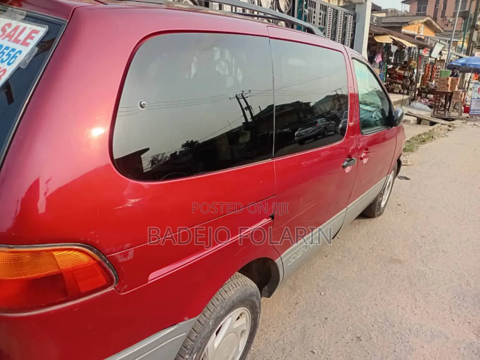 Toyota Sienna LE & 1 hatch 2000 Red
