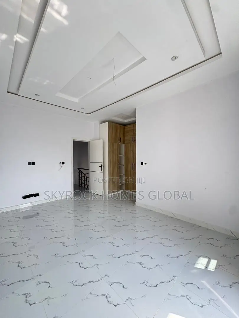 3bdrm Duplex in Abraham Adesanya Estate for sale
