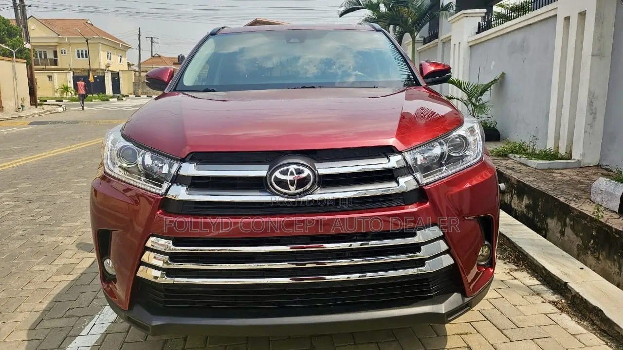 Toyota Highlander SE 4x4 V6 (3.5L 6cyl 8A) 2017 Red