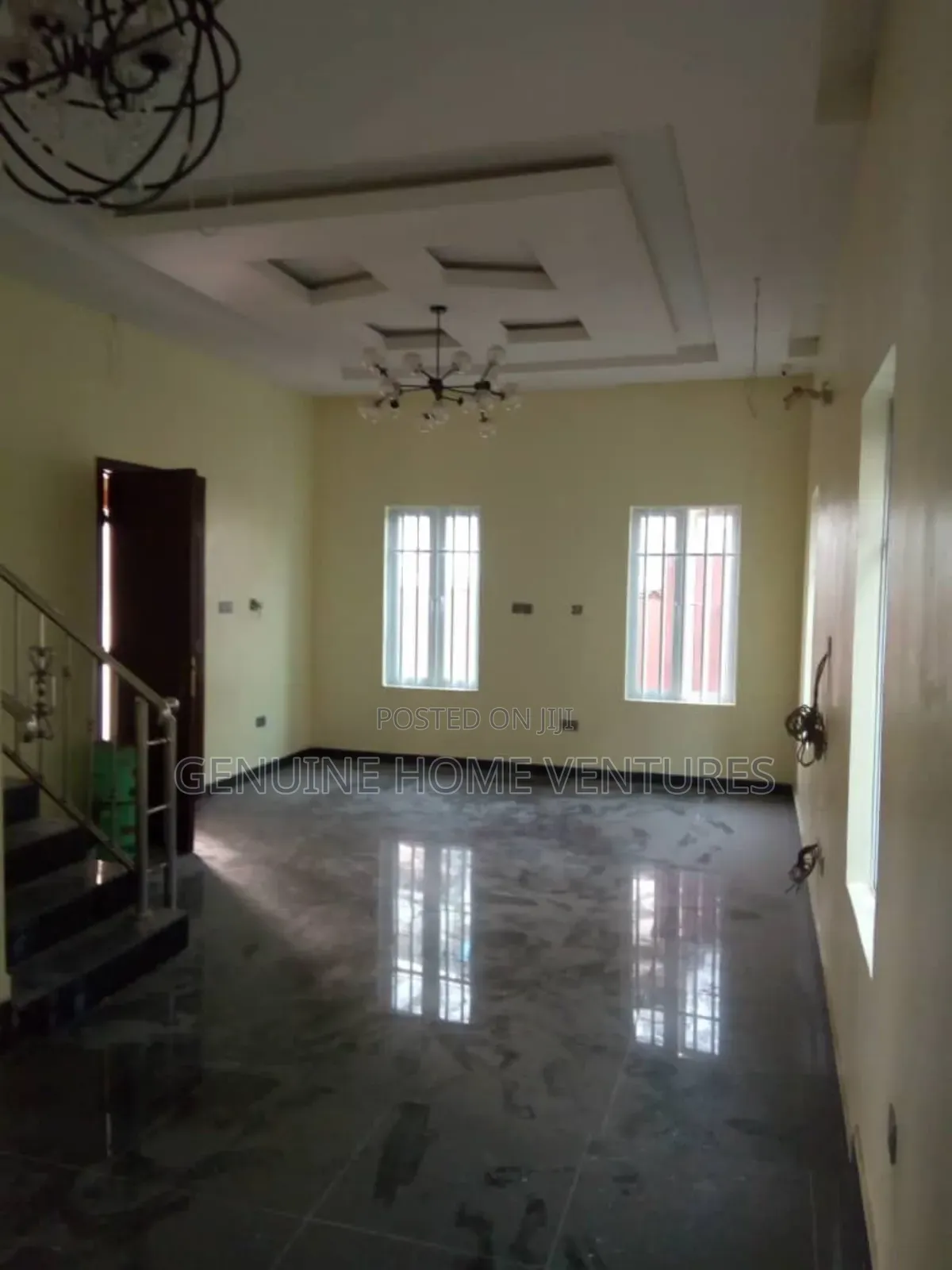 5bdrm Duplex in Adeniyi Jones Ikeja for sale
