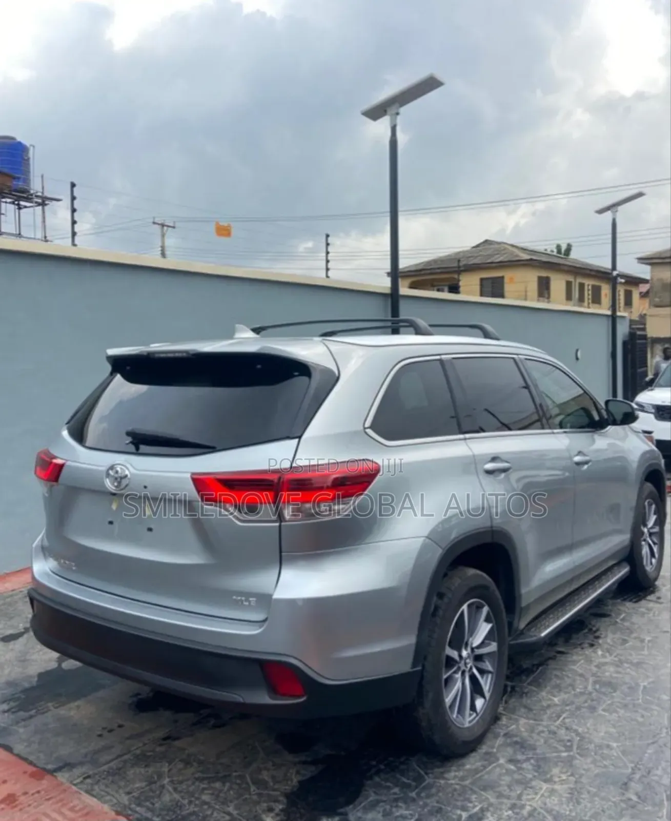 Toyota Highlander XLE 2019 Gray