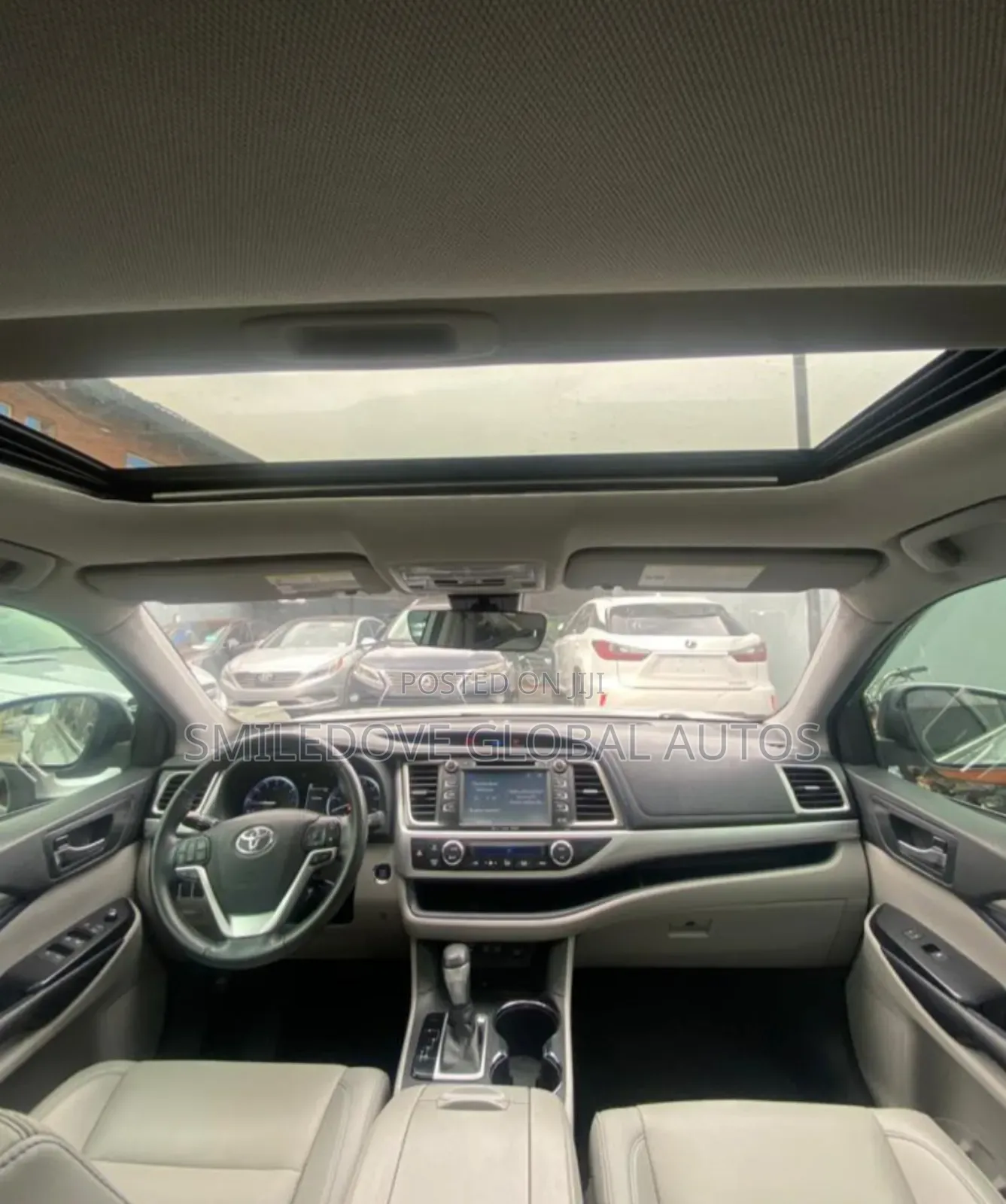 Toyota Highlander XLE 2019 Gray