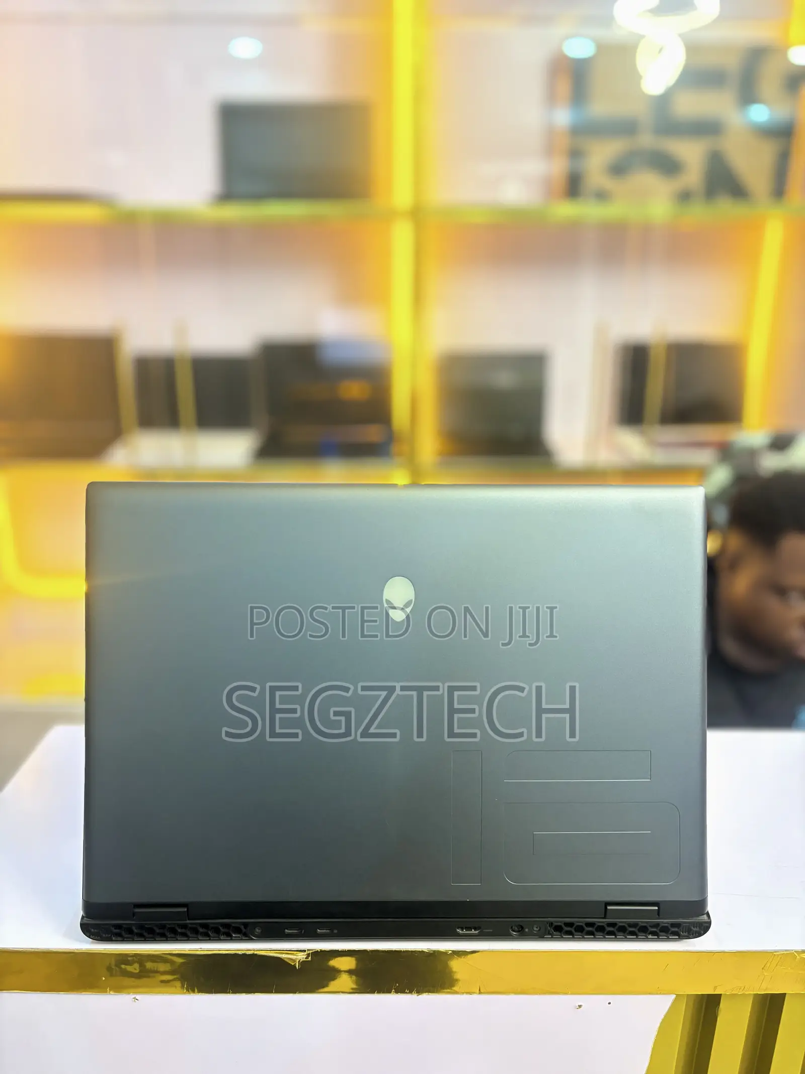 Laptop Dell Alienware 15 R2 32GB Intel Core Ultra 9 SSD 1T