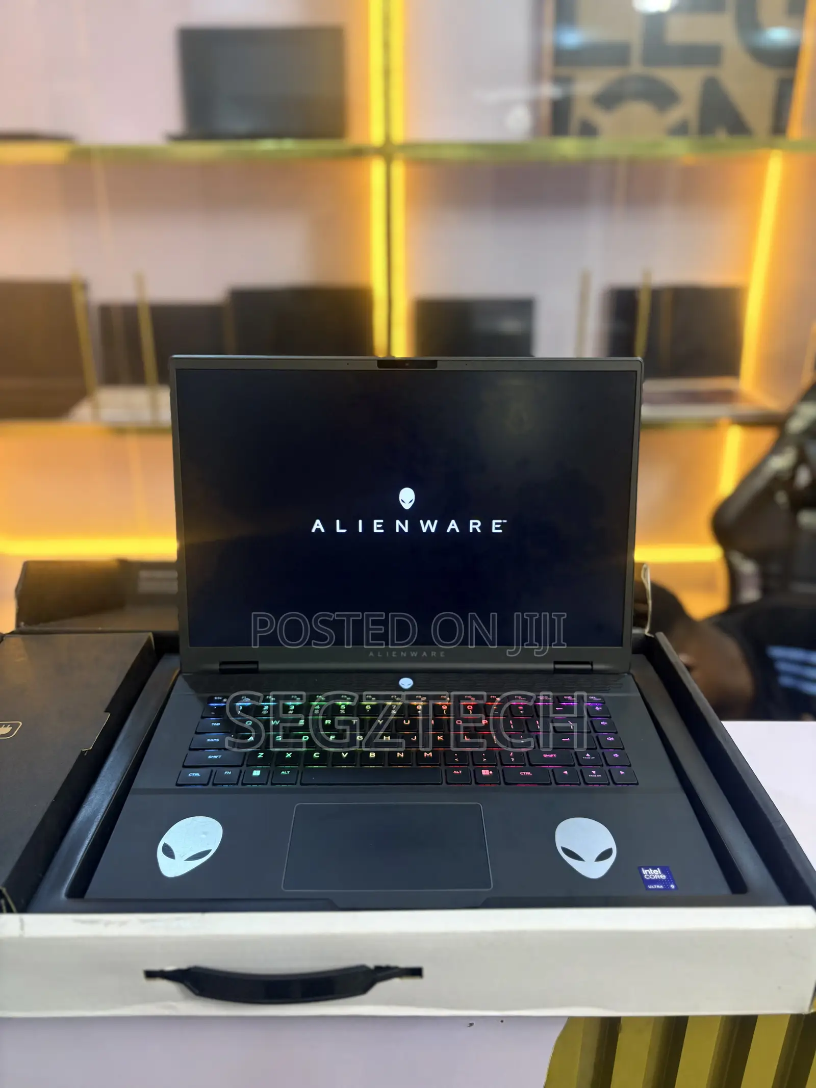 Laptop Dell Alienware 15 R2 32GB Intel Core Ultra 9 SSD 1T