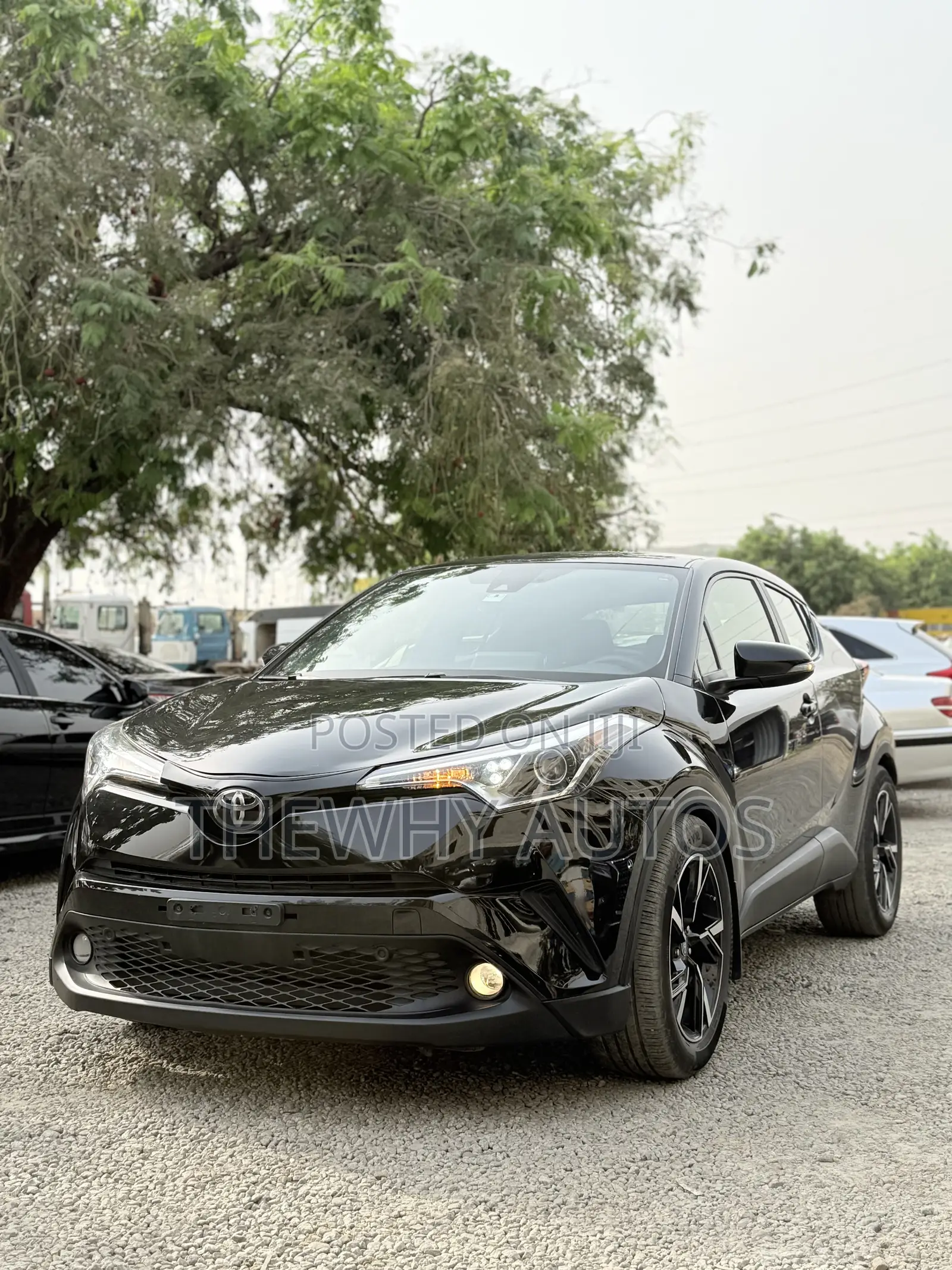 Toyota C-HR LE FWD 2019 Black