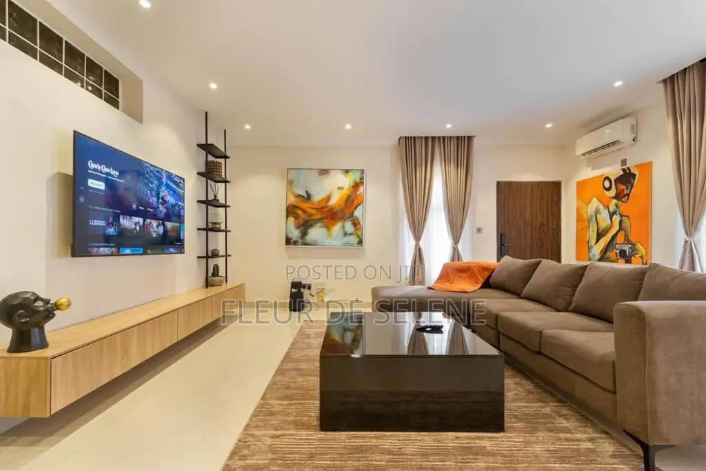 Furnished 1bdrm Apartment in Lekki Phase 1 for rent