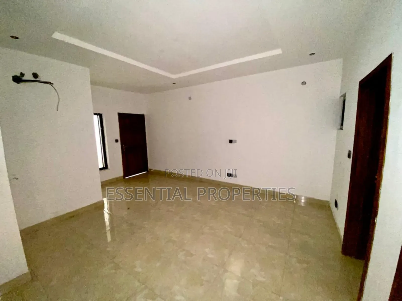 4bdrm Duplex in Allen Avenue for rent