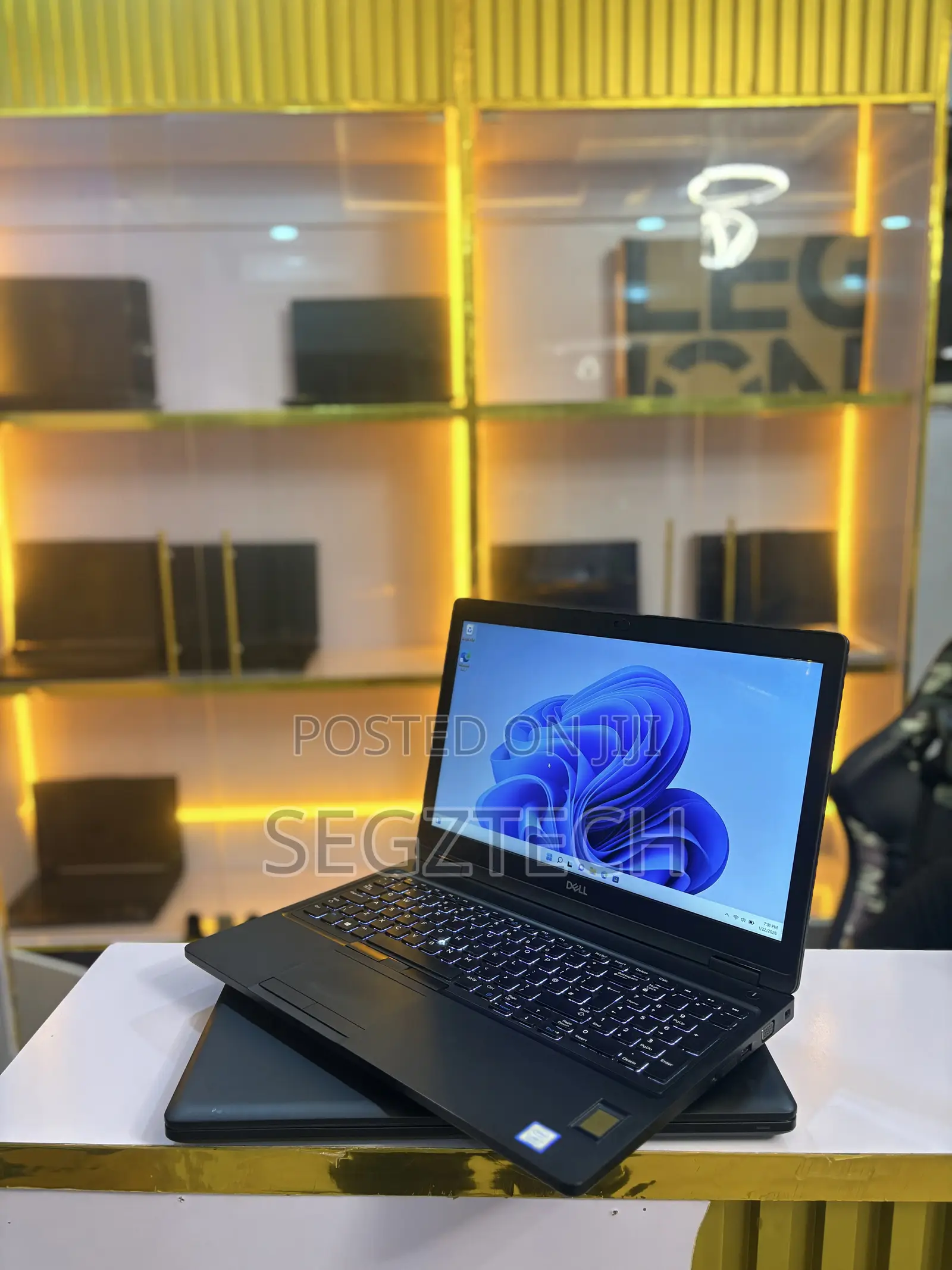 Laptop Dell Precision 15 3520 8GB Intel Core I7 SSD 256GB