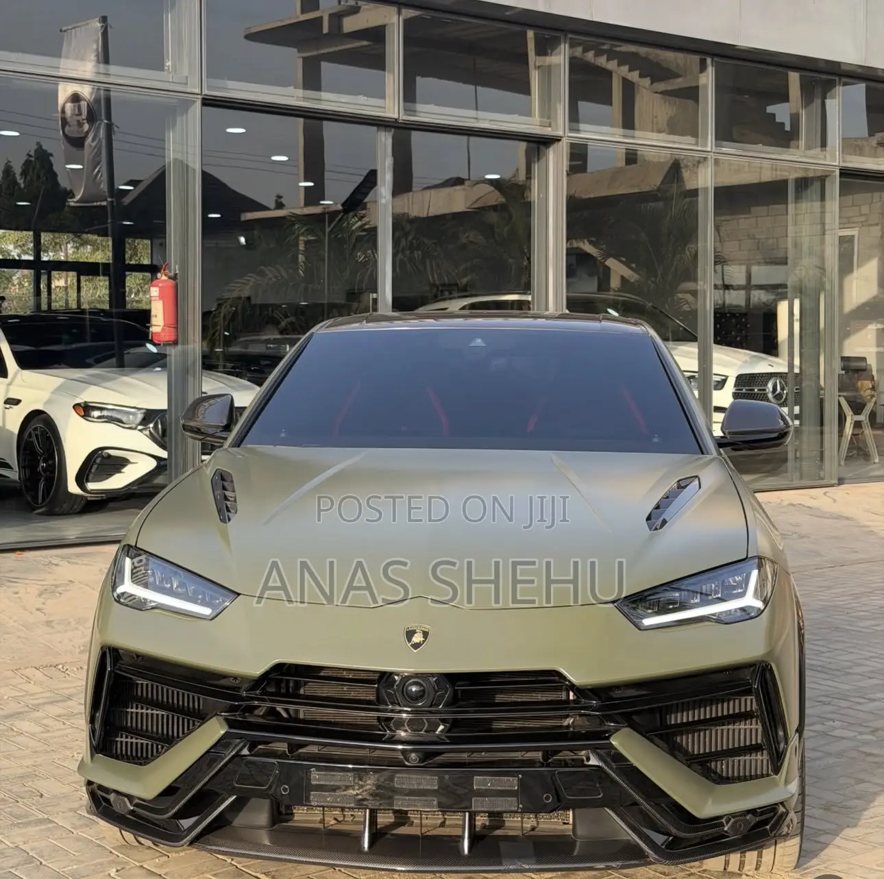 Lamborghini Urus 2024 Gray