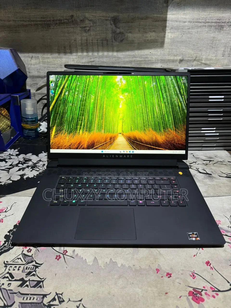 Laptop Dell Alienware M17 R5 32GB AMD Ryzen 9 SSD 1T