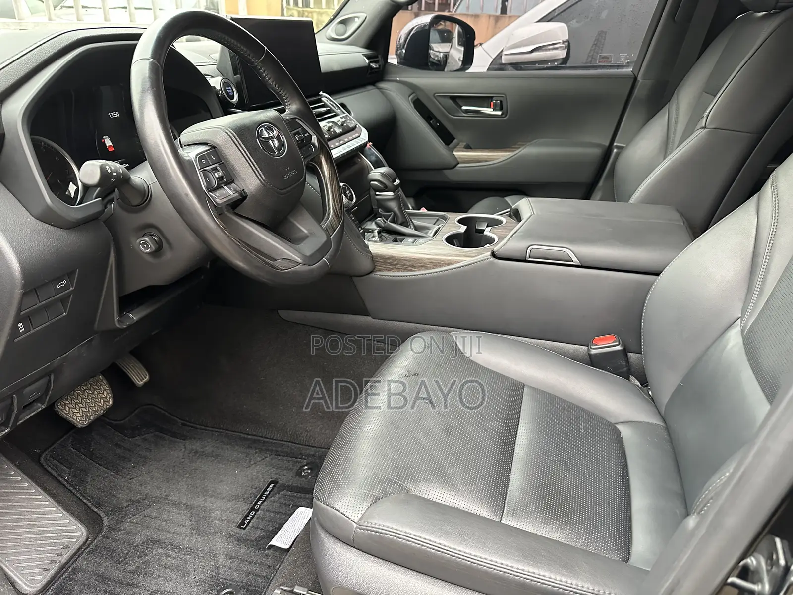 Toyota Land Cruiser 79 Series 2024 Black
