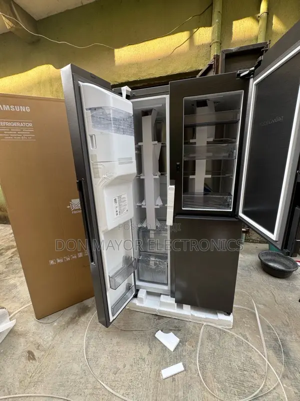 Samsung 627litres Side-by-side Refrigerator Rs80f65g4fgh