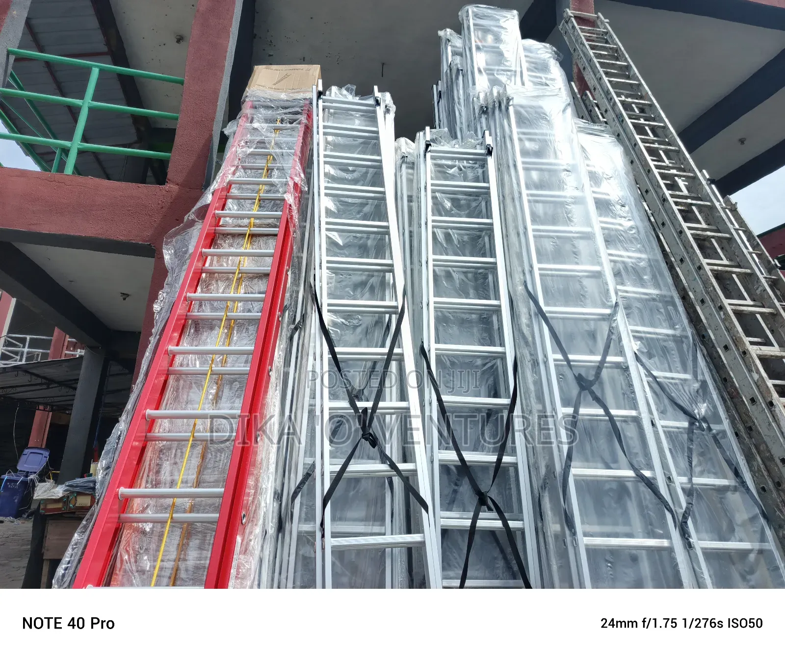 Fiberglass Extension Ladders