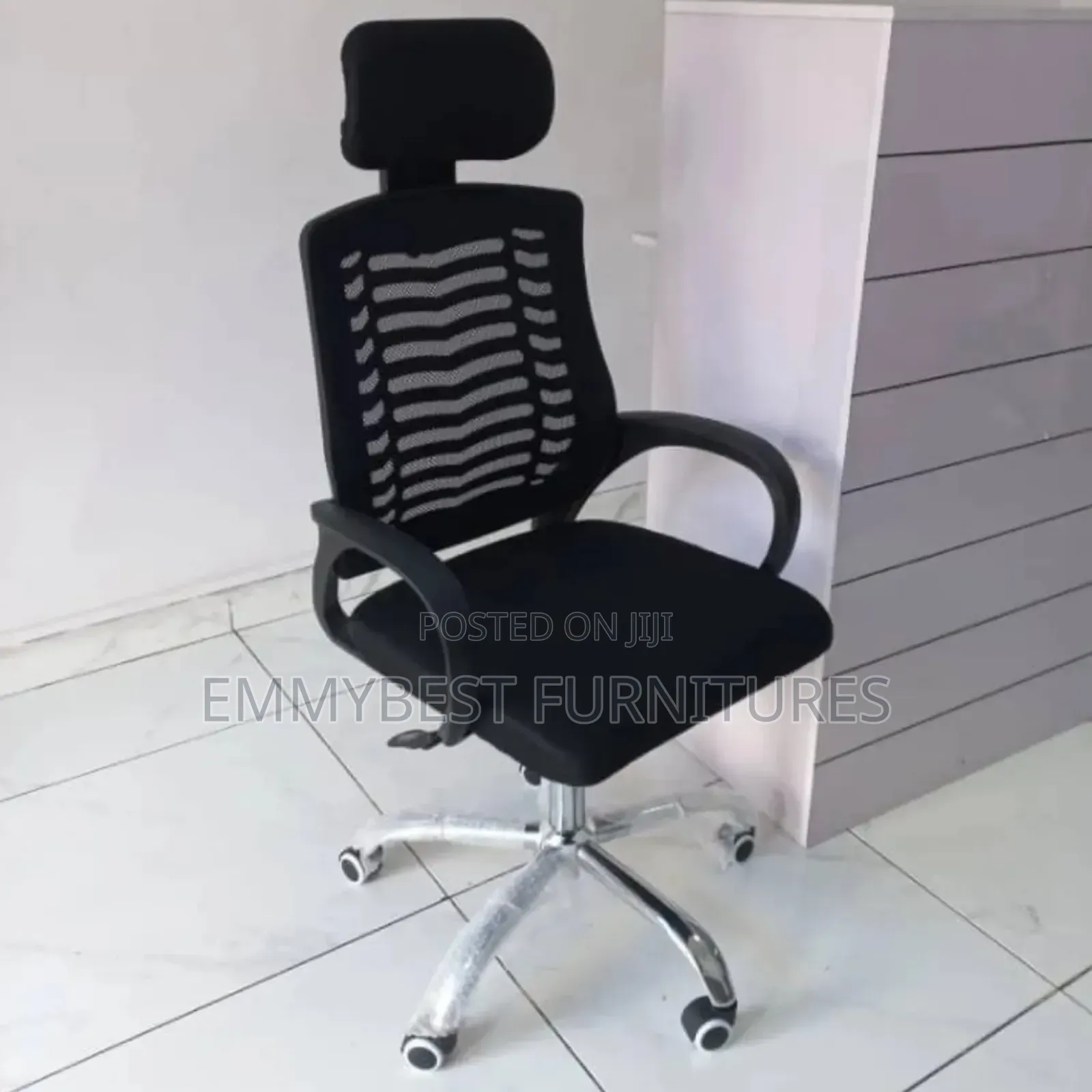 Quality Mesh Swivel Office Chair.