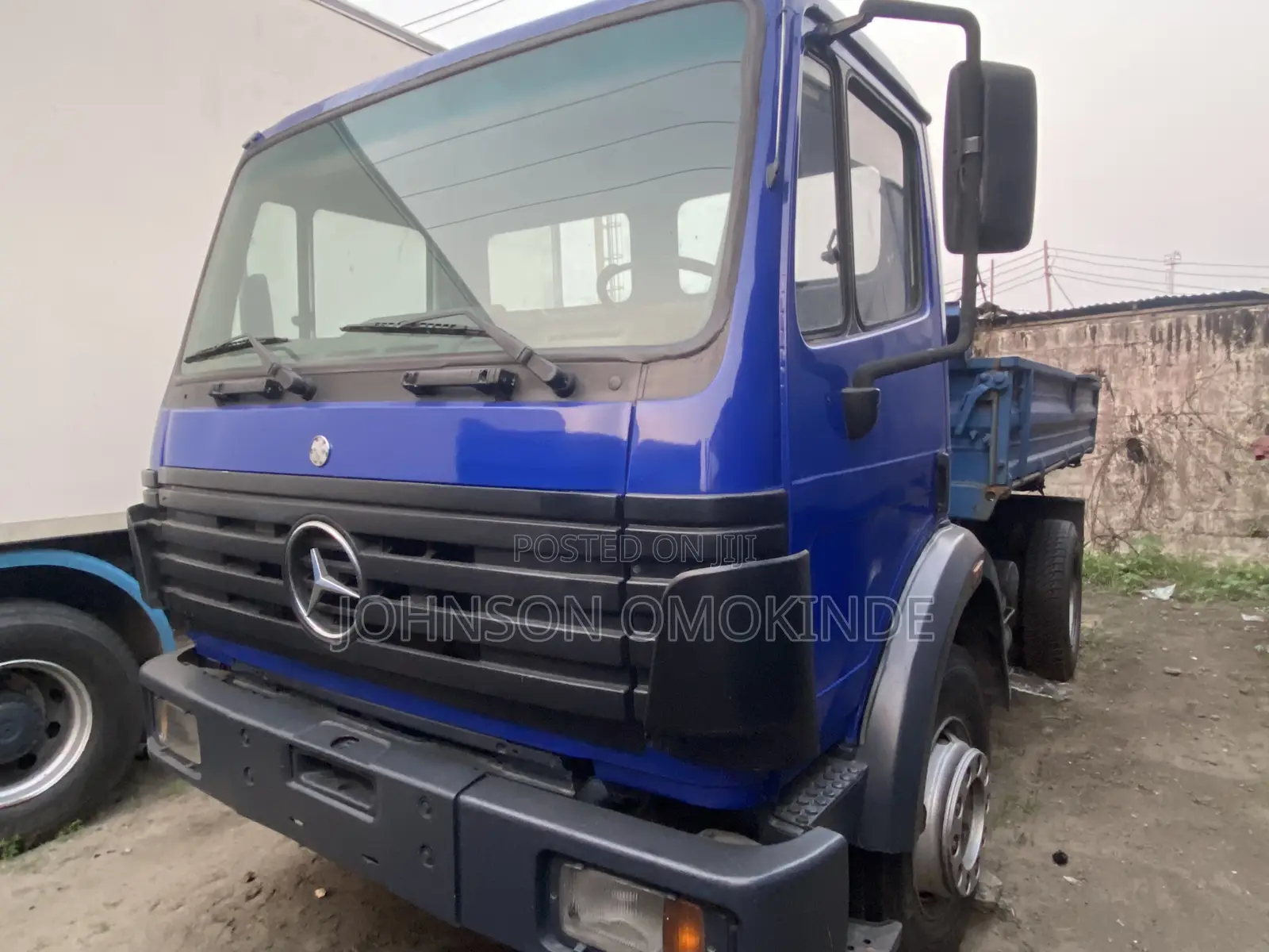 1617 Mercedes Benz Tipper Straight Engine