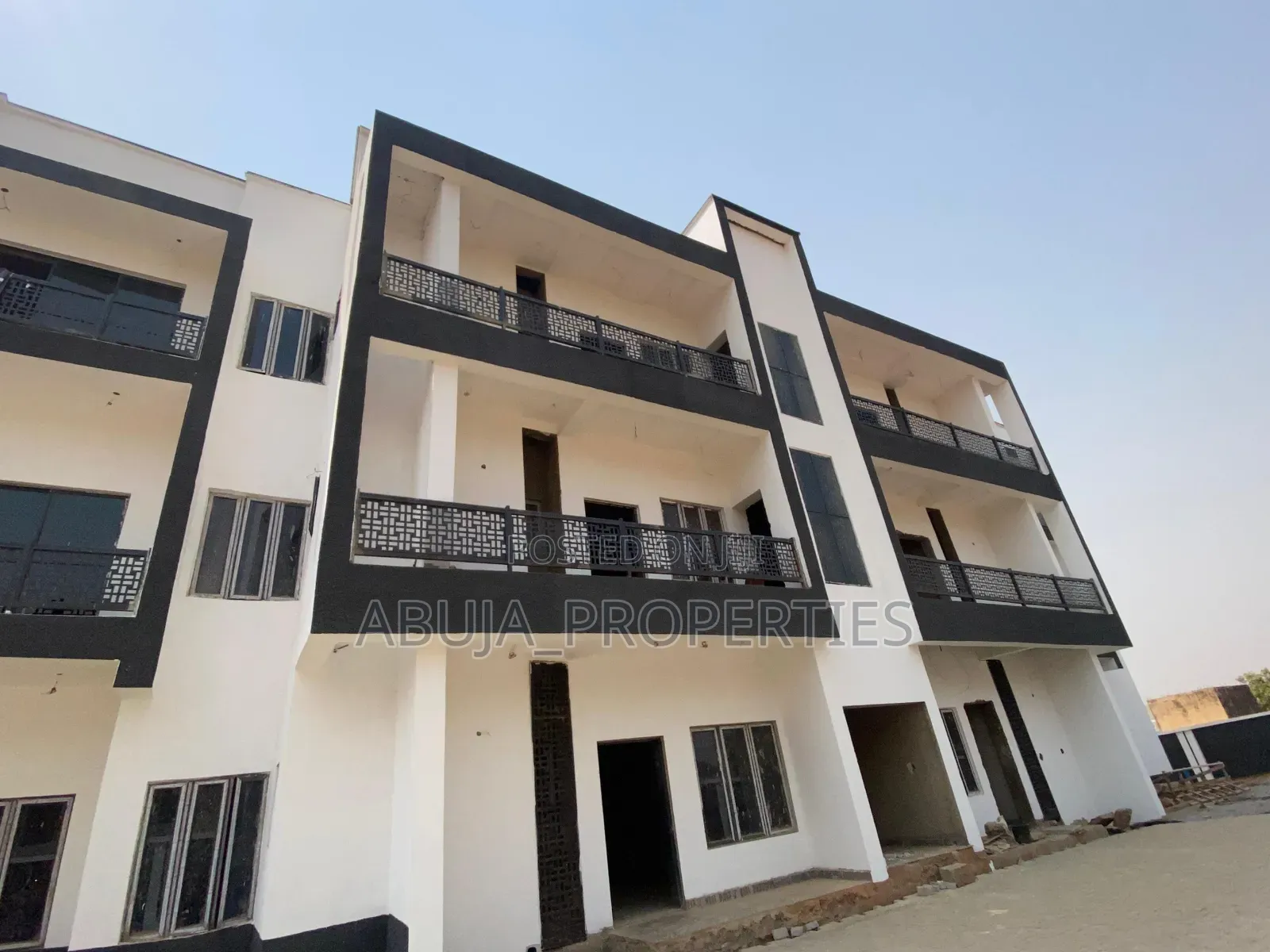 3bdrm Apartment in Wuye for sale