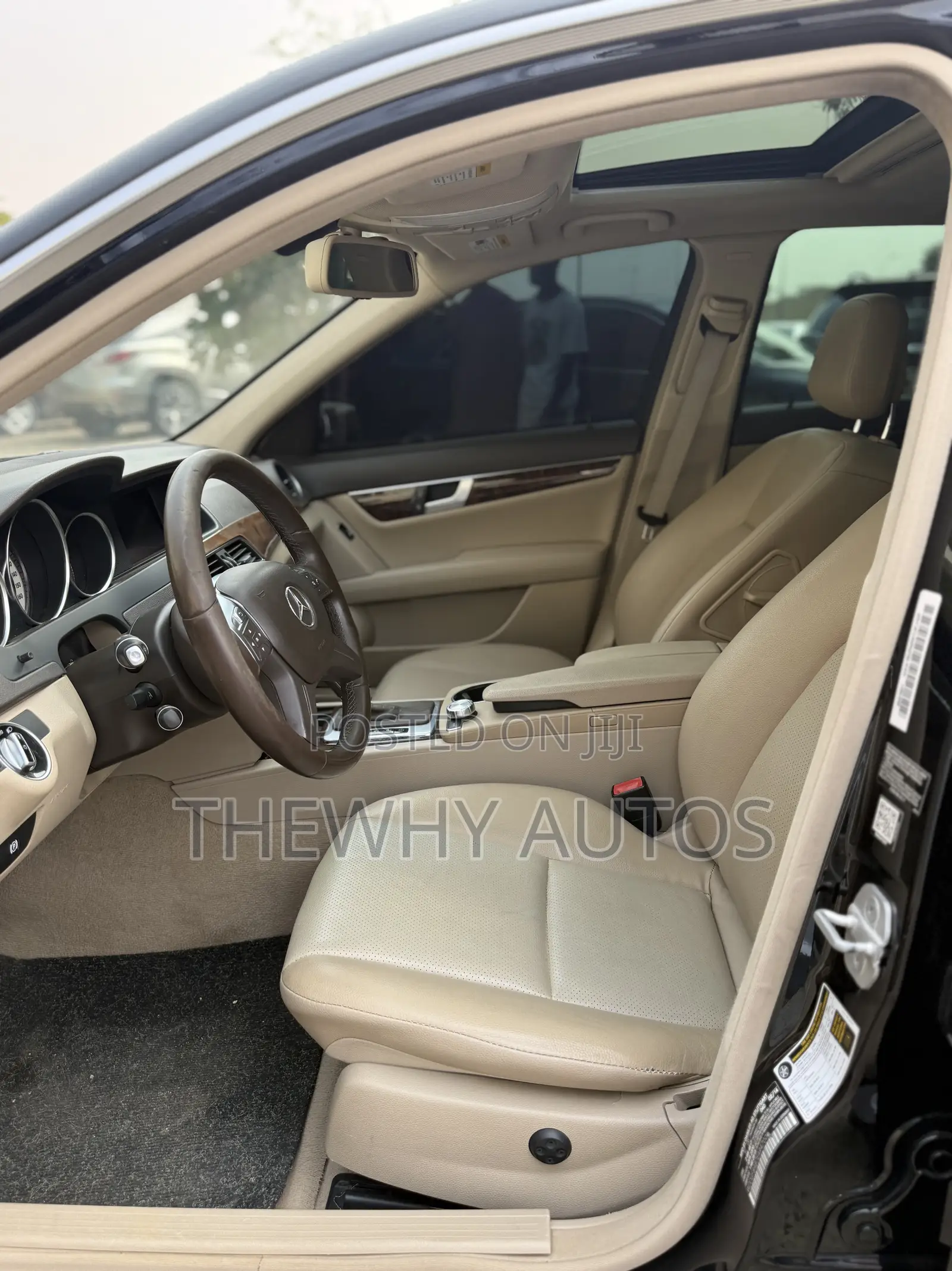 Mercedes-Benz C300 Luxury 4Matic Sedan AWD (3.5L 6cyl 7A) 2014 Black