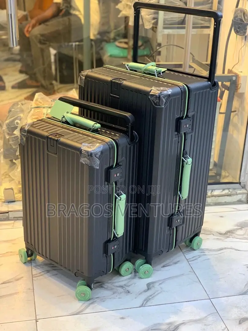 Luxury Set of 2pcs Boxes / Luggage / Bags