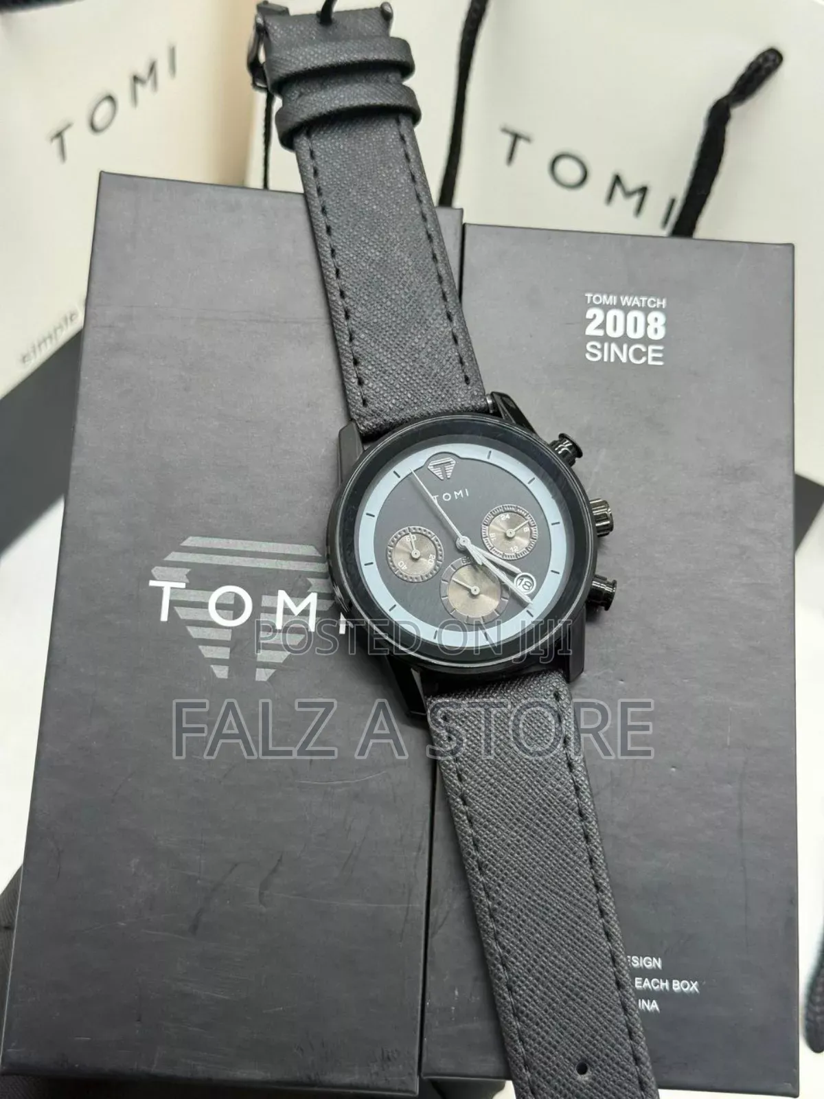 Tomi Leather Wristwatch (Quartz Movement)Chronography