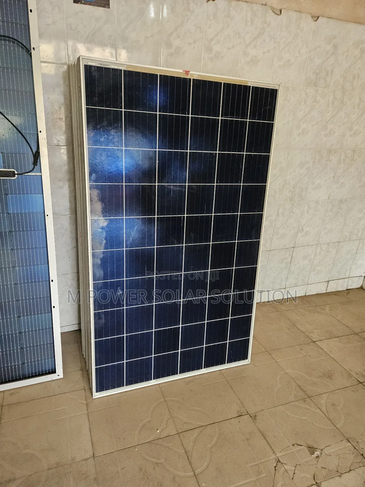400watts Jinko Poly Solar Panels