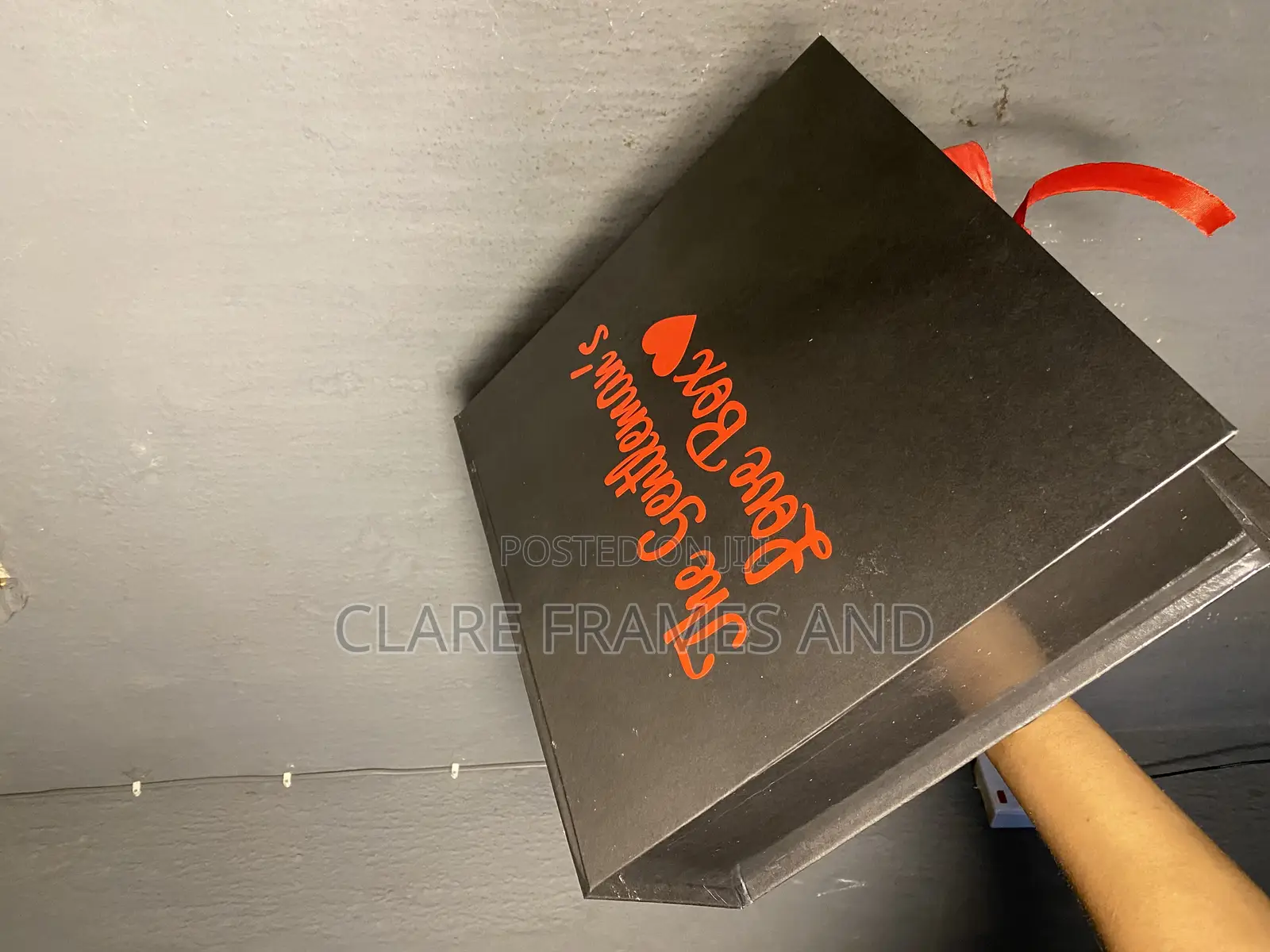 Elegant Customized Flip Box