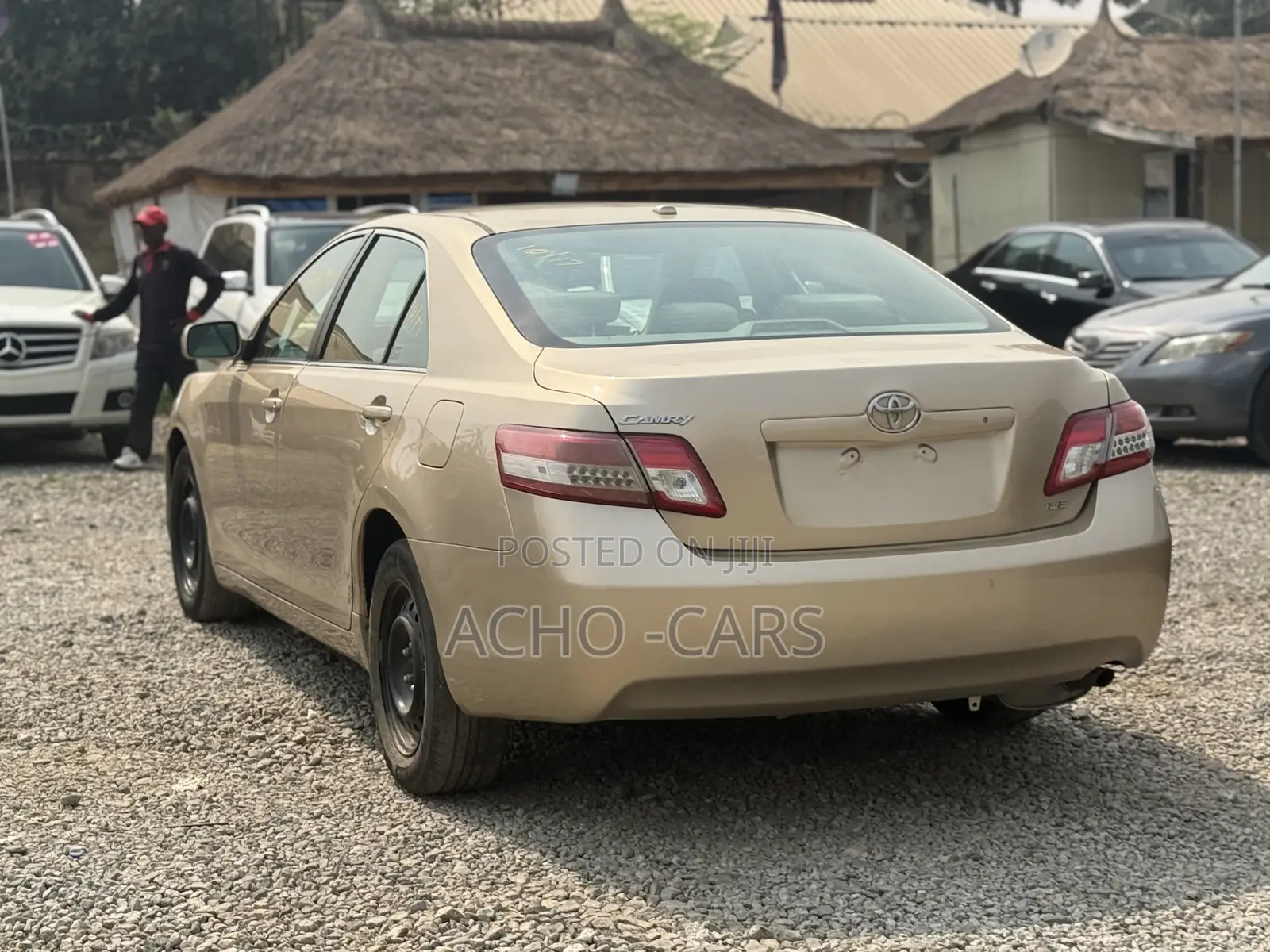 Toyota Camry 2010 Gold