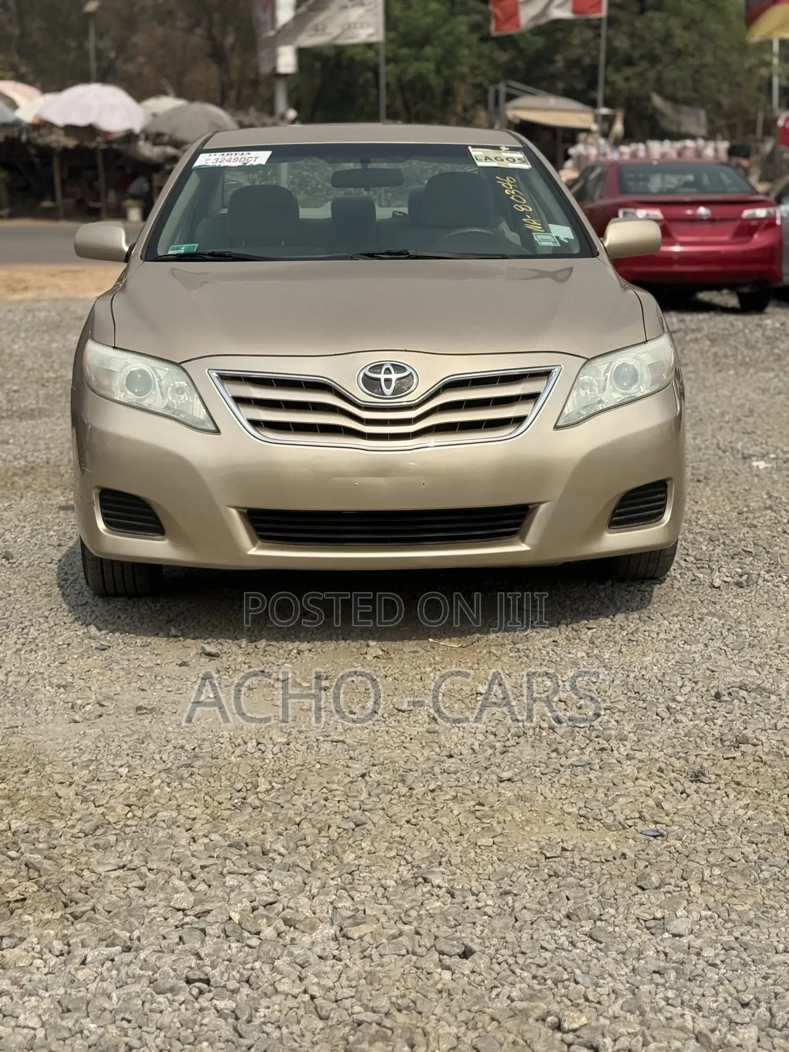 Toyota Camry 2010 Gold