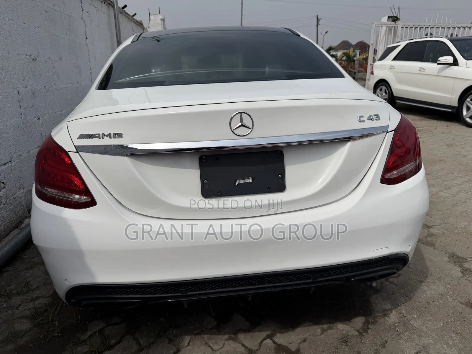Mercedes-Benz C43 4Matic Sedan AWD (3.0L V6 9AM) 2017 White