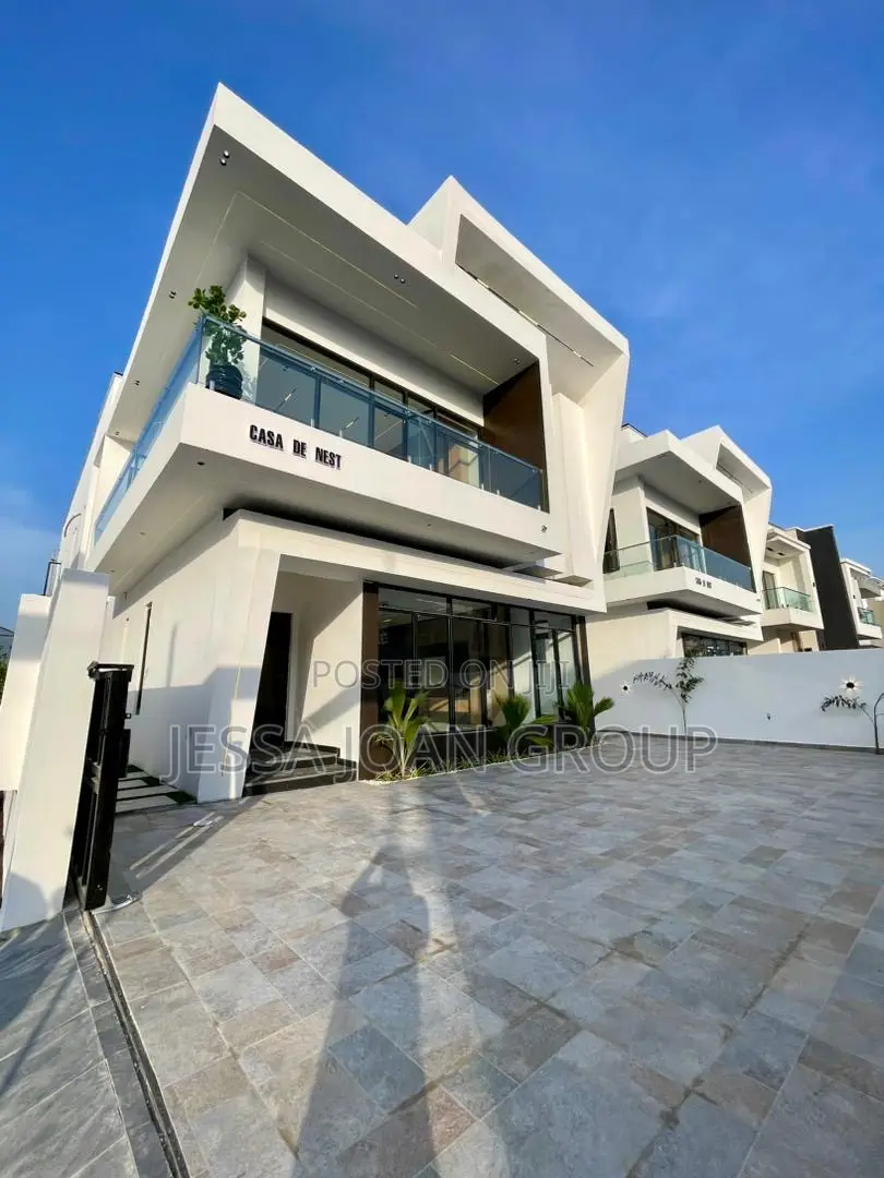 5bdrm Duplex in Lekki Gardens Estate for sale