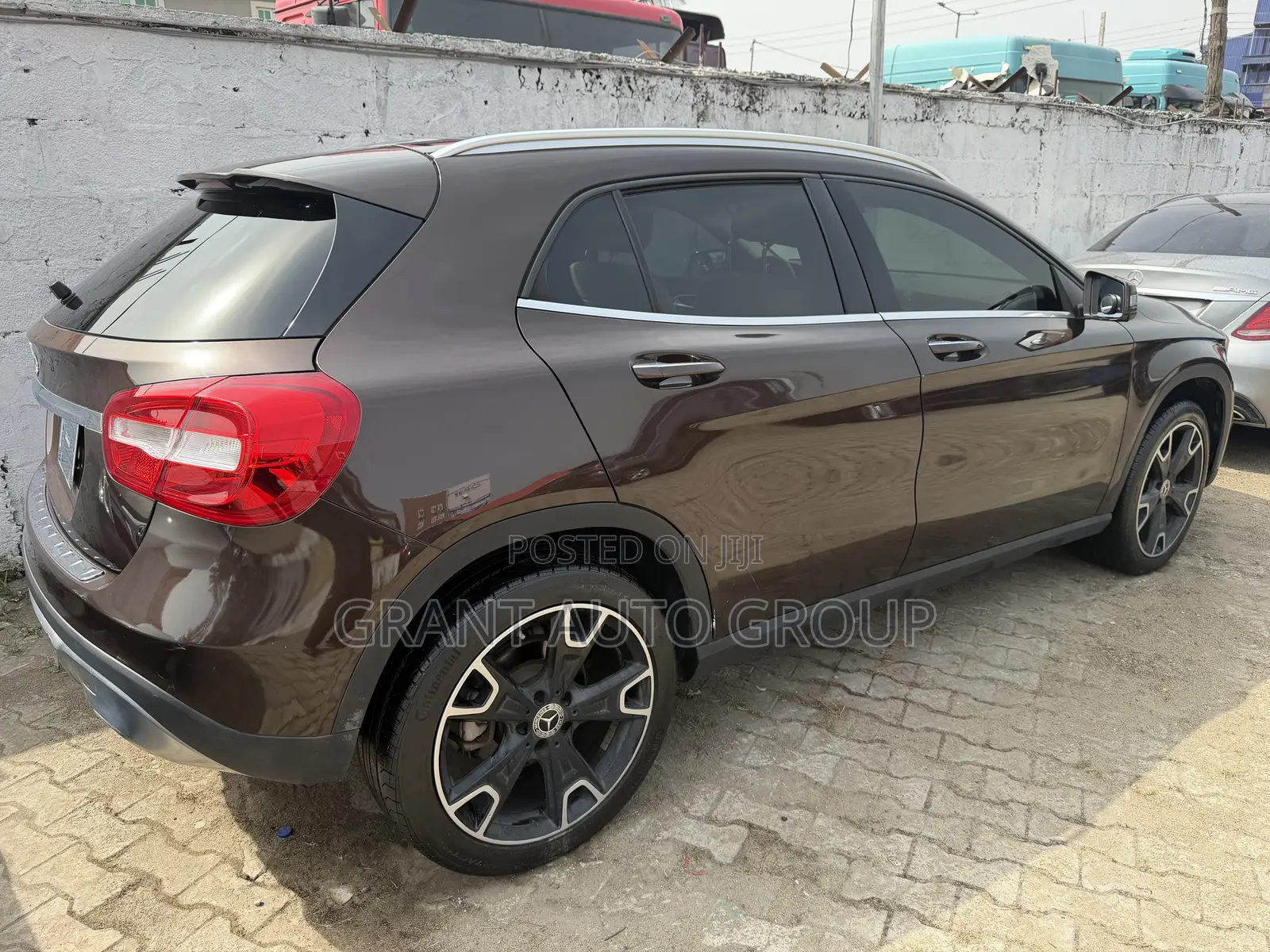 Mercedes-Benz GLA 250 2018 Brown