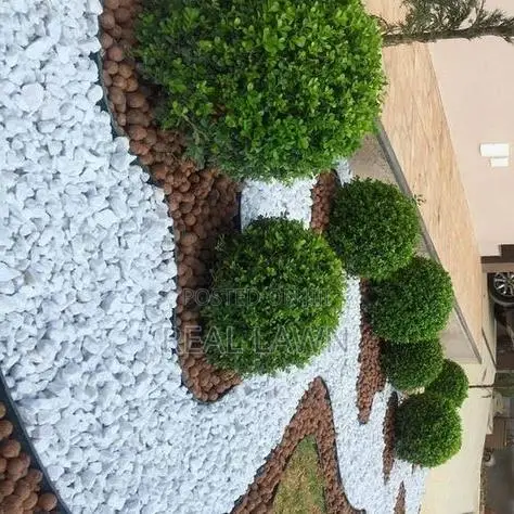 White Gravel Stone(25kg) Aka Whitestones