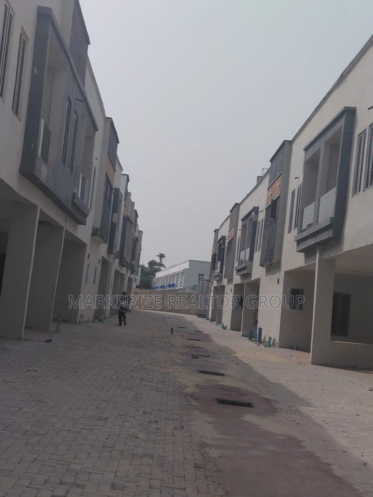 4bdrm Duplex in Orchid Lekki Lagos for sale