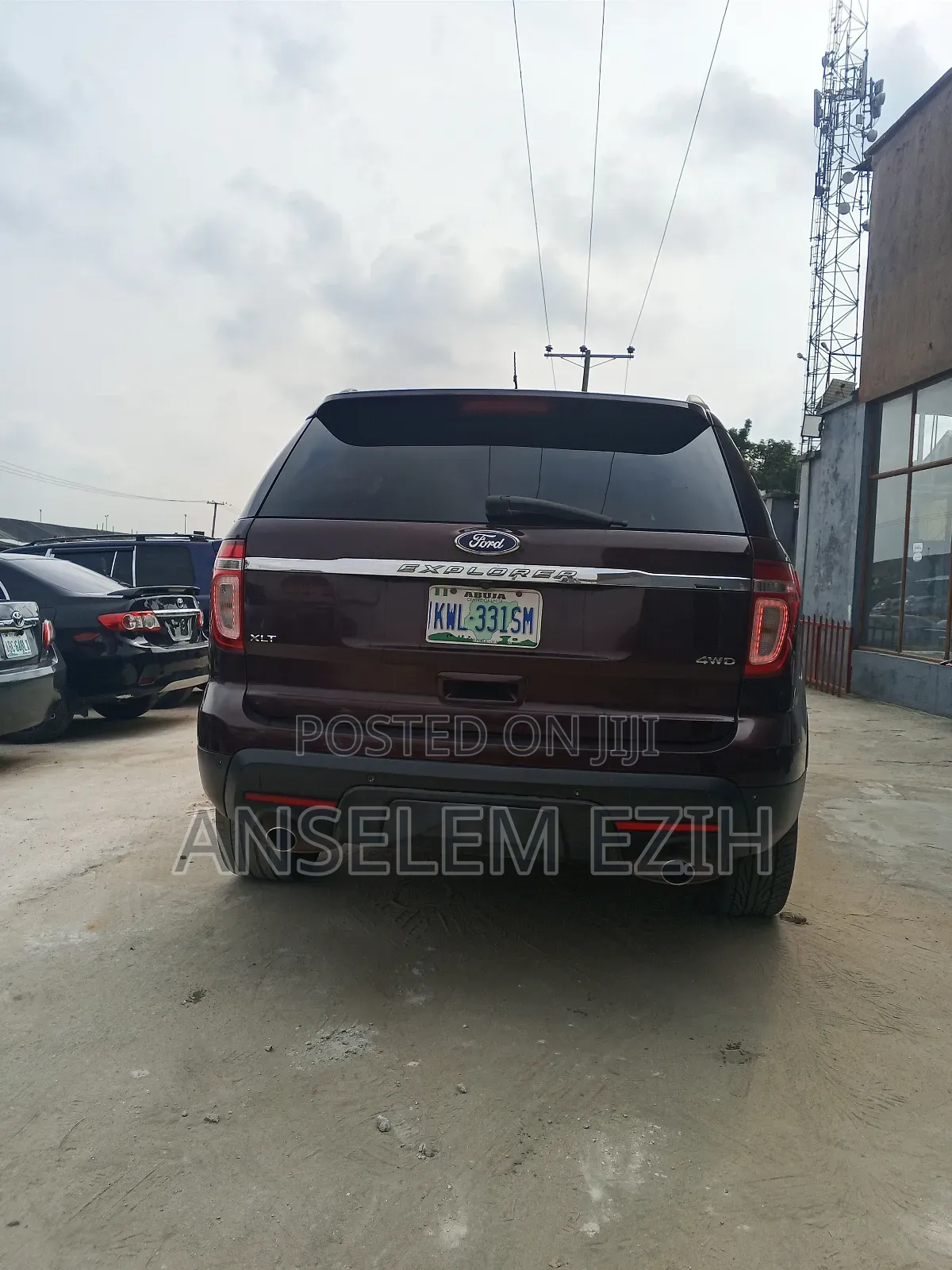 Ford Explorer 2012 Brown