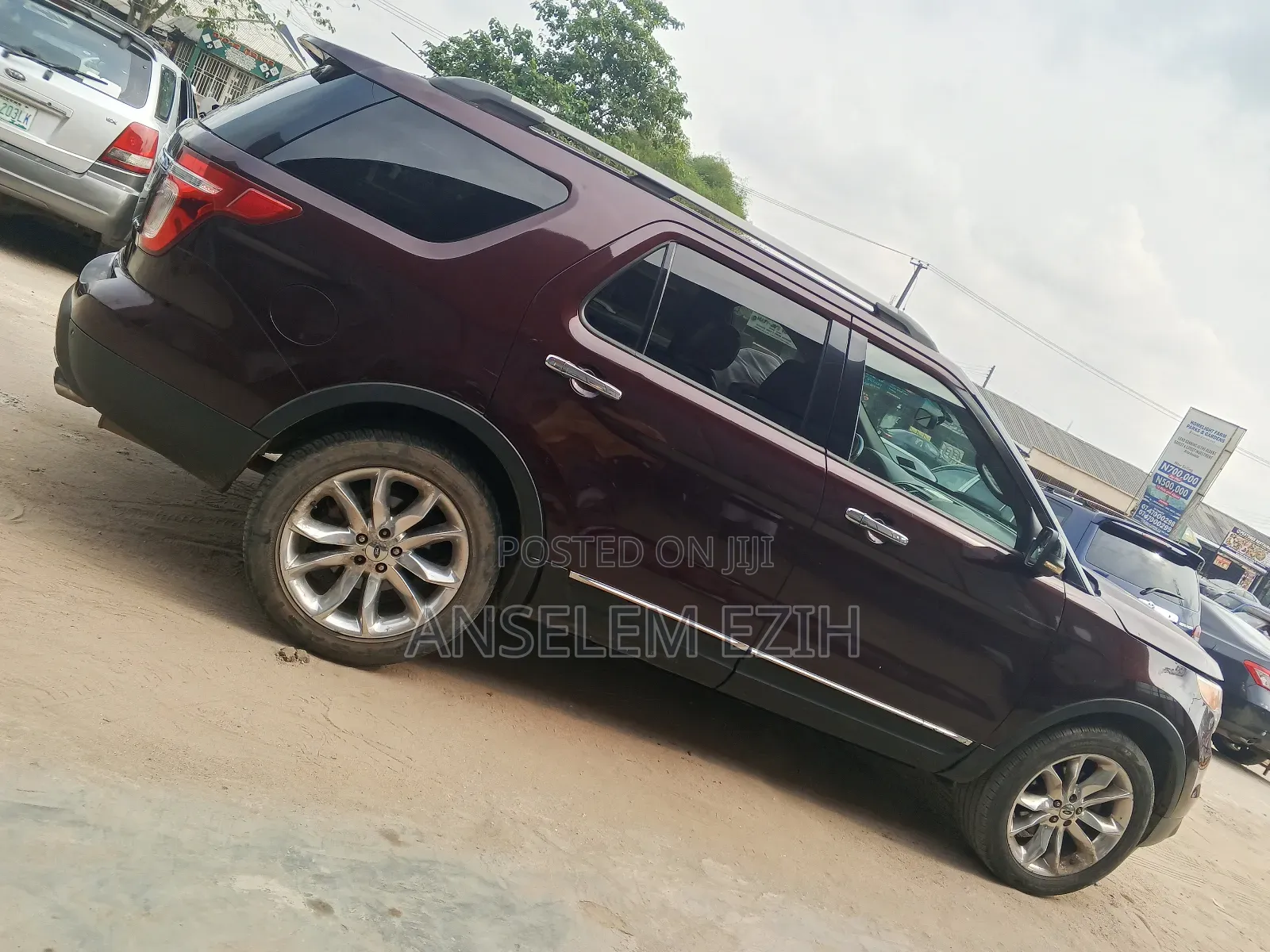 Ford Explorer 2012 Brown