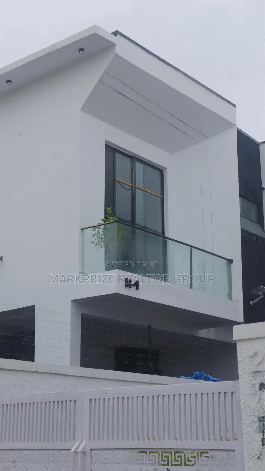 4bdrm Duplex in Ikota Gra Lekki for sale