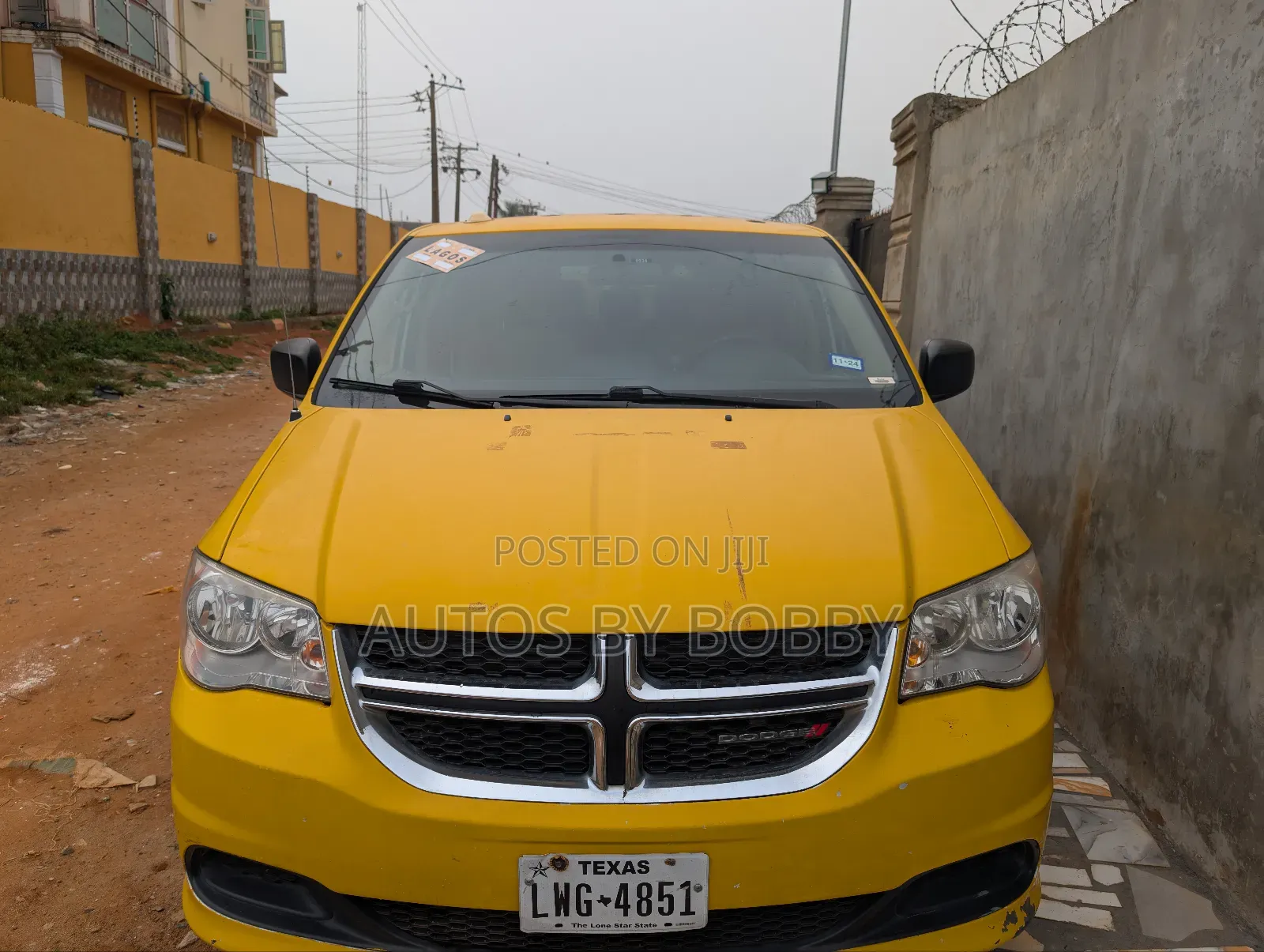 Dodge Caravan 2014 Yellow
