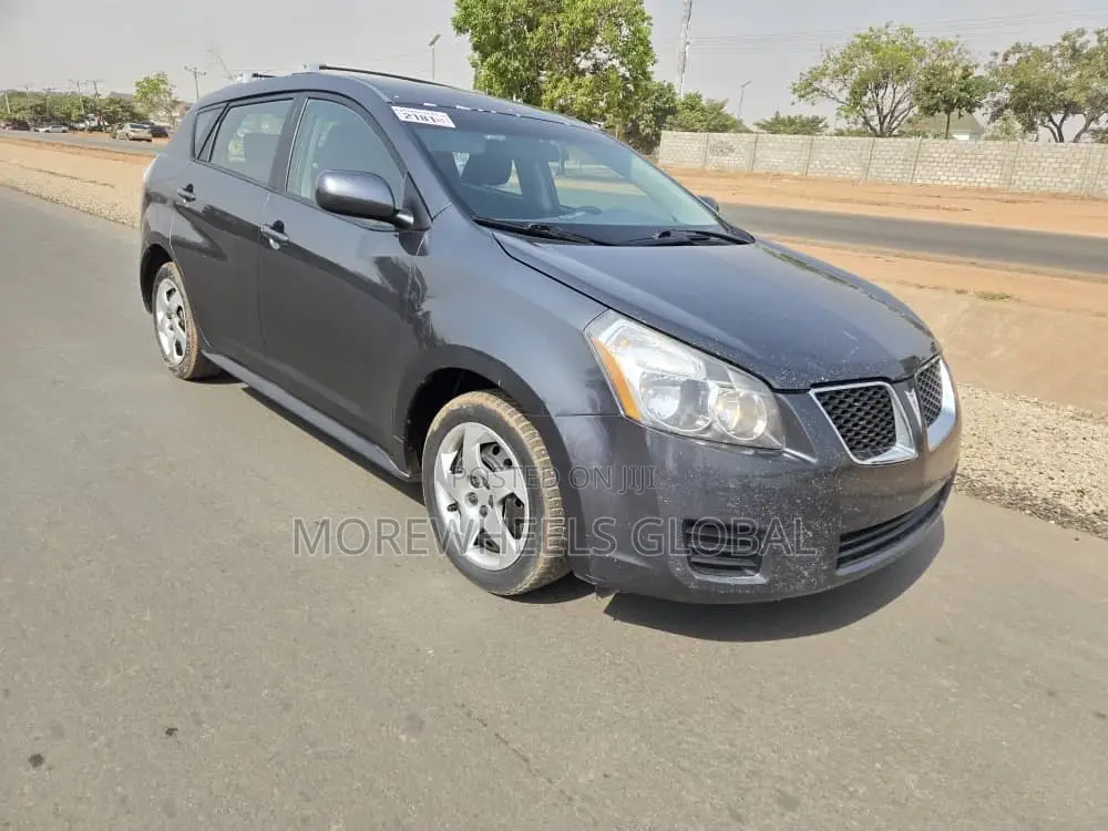 Pontiac Vibe 1.8L 2010 Gray