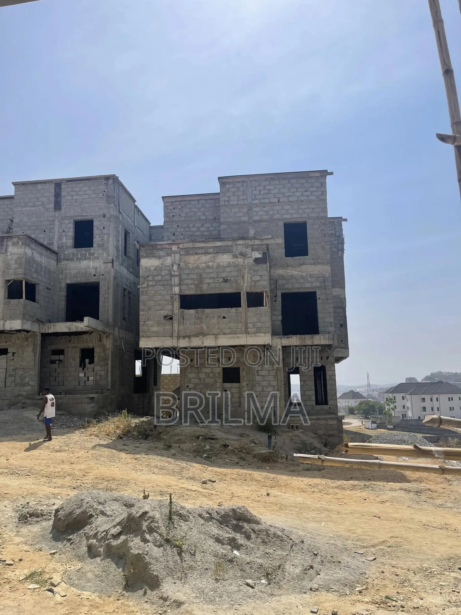 6bdrm Duplex in Jabi for sale