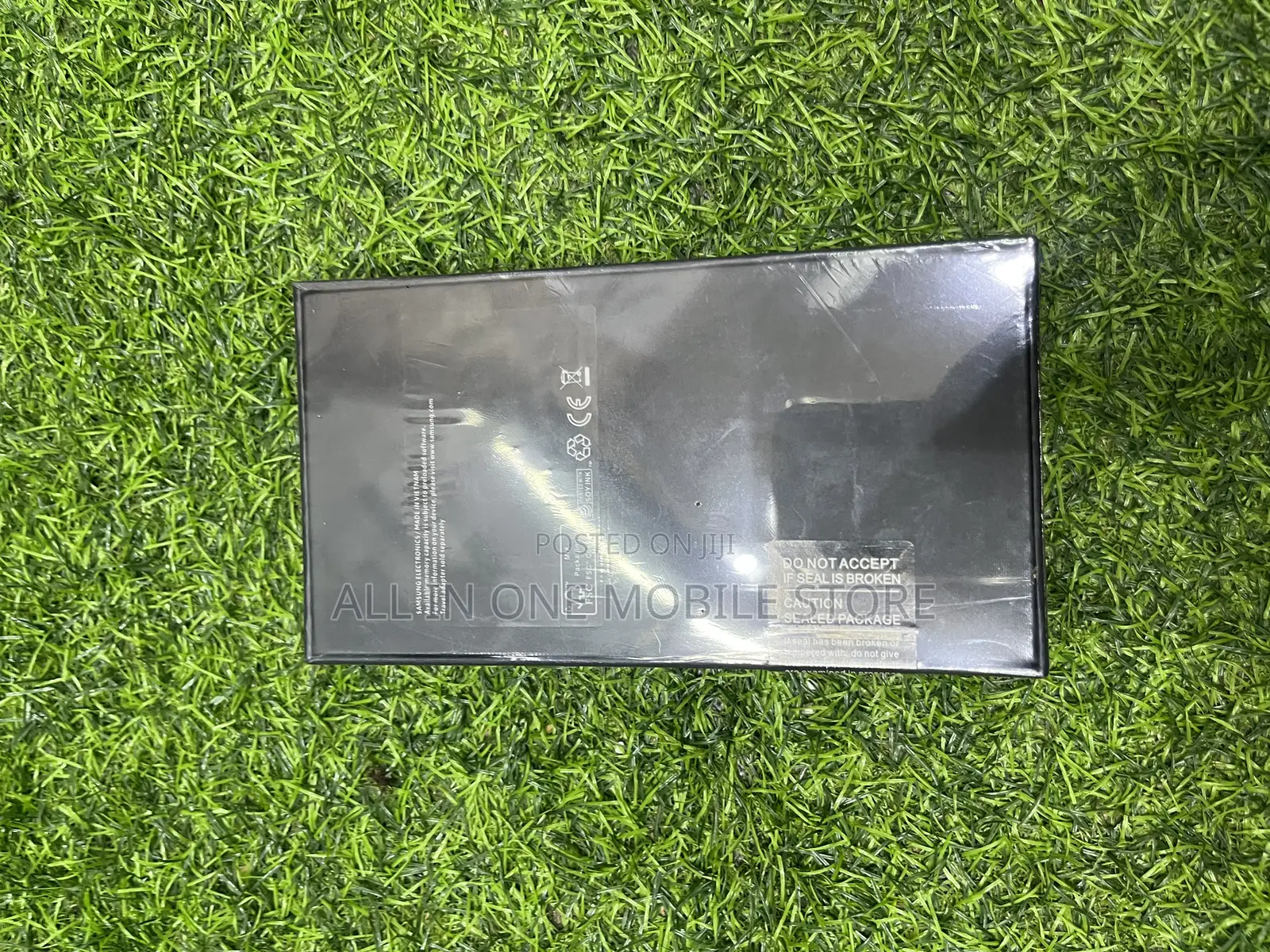 New Samsung Galaxy S22 5G 256 GB Green