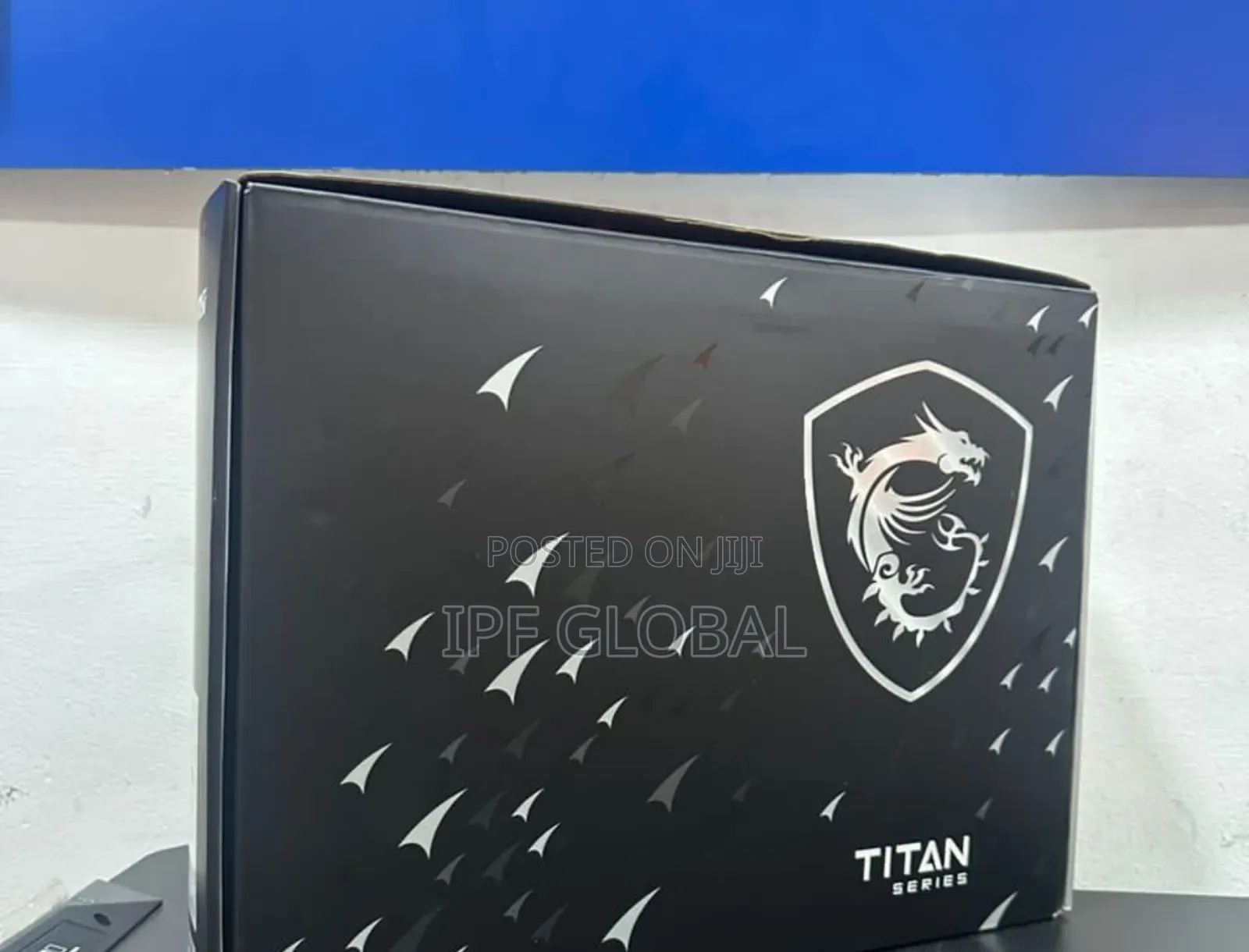 New Laptop MSI Titan 18 HX AI 64GB Intel Core Ultra 9 SSD 4T