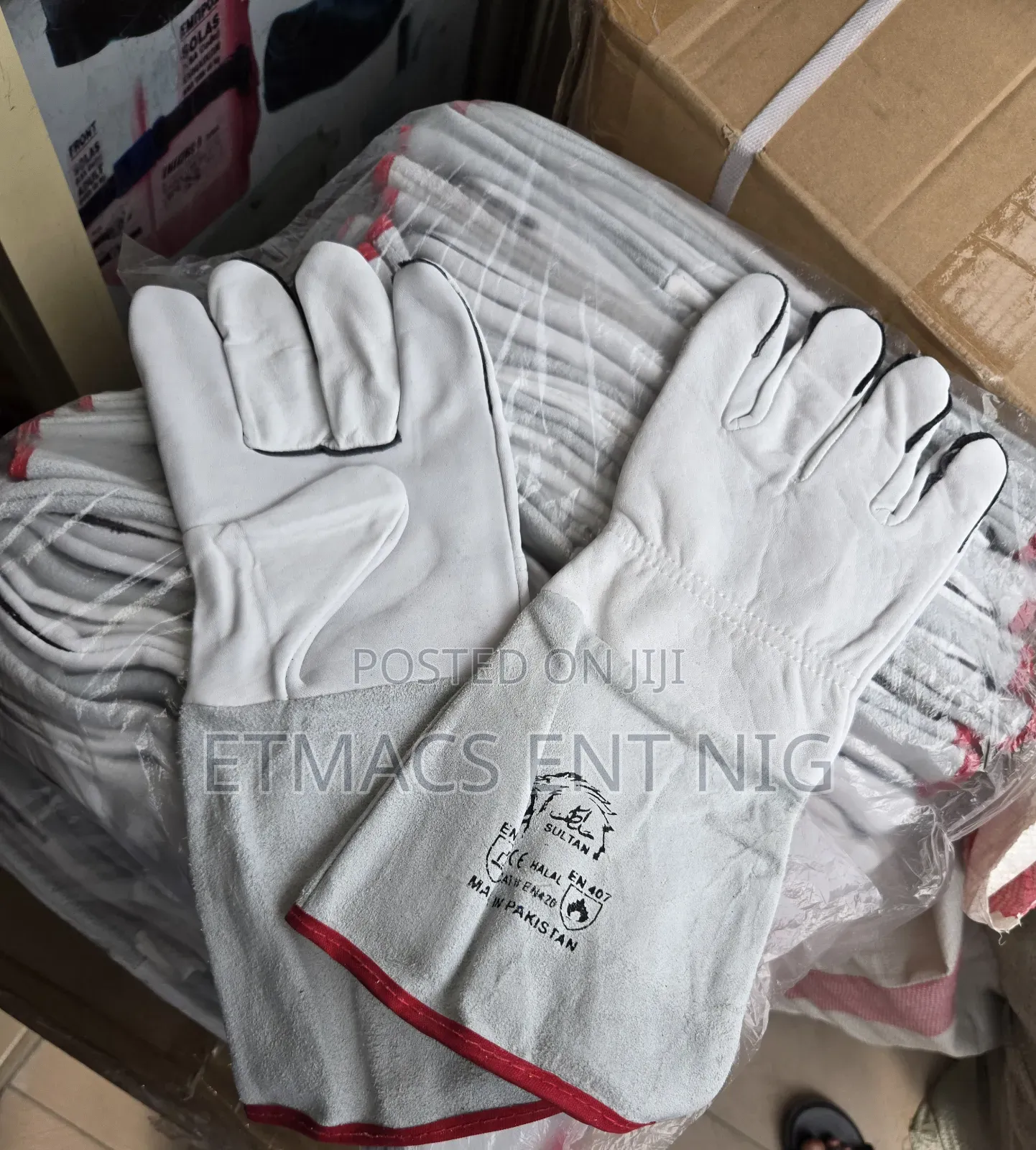 Long Argon Handglove American Safety