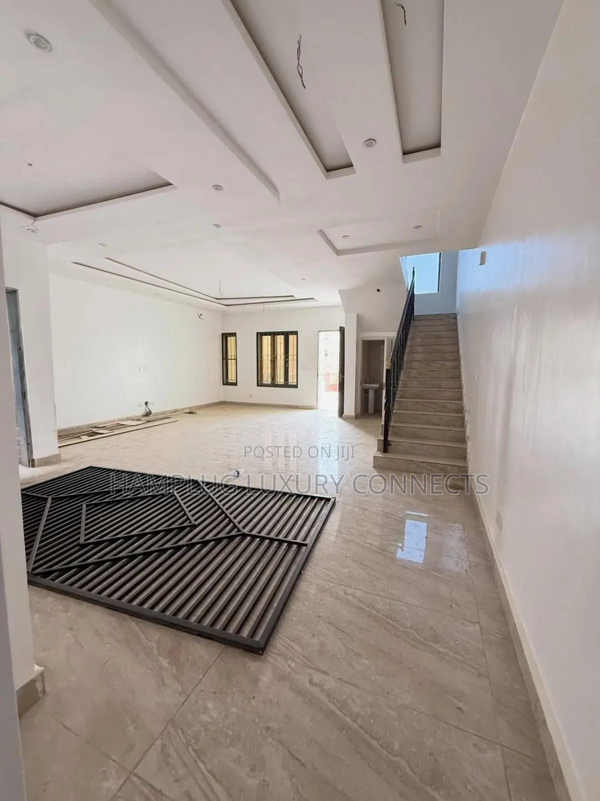 4bdrm Townhouse/Terrace in Lifecamp for sale