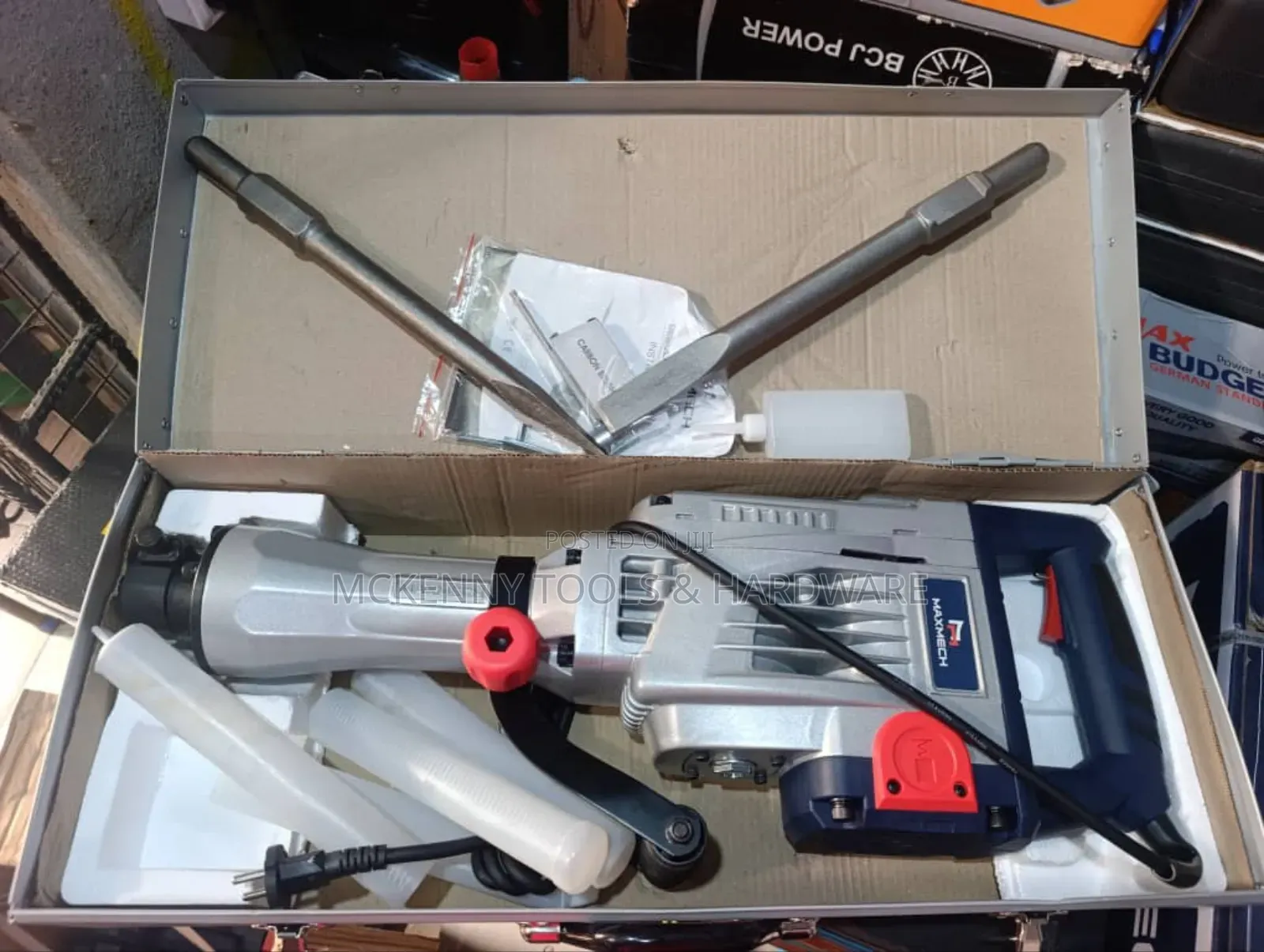 Maxmech Heavy-duty Electric Jackhammer Or Demolition Breaker.