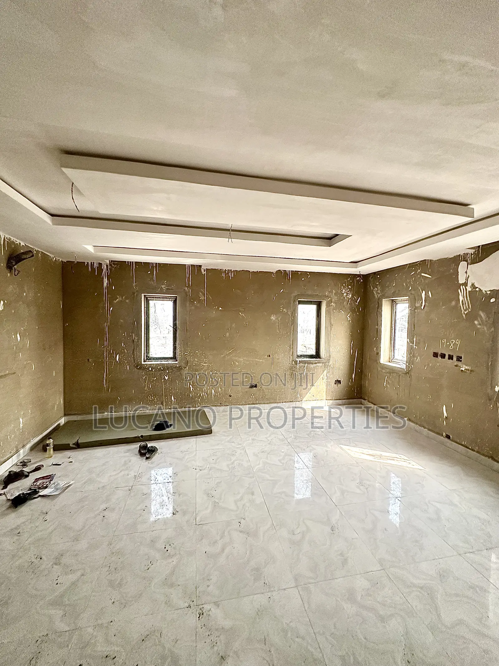 3bdrm Block of Flats in Jabi By Dakibiyu for sale