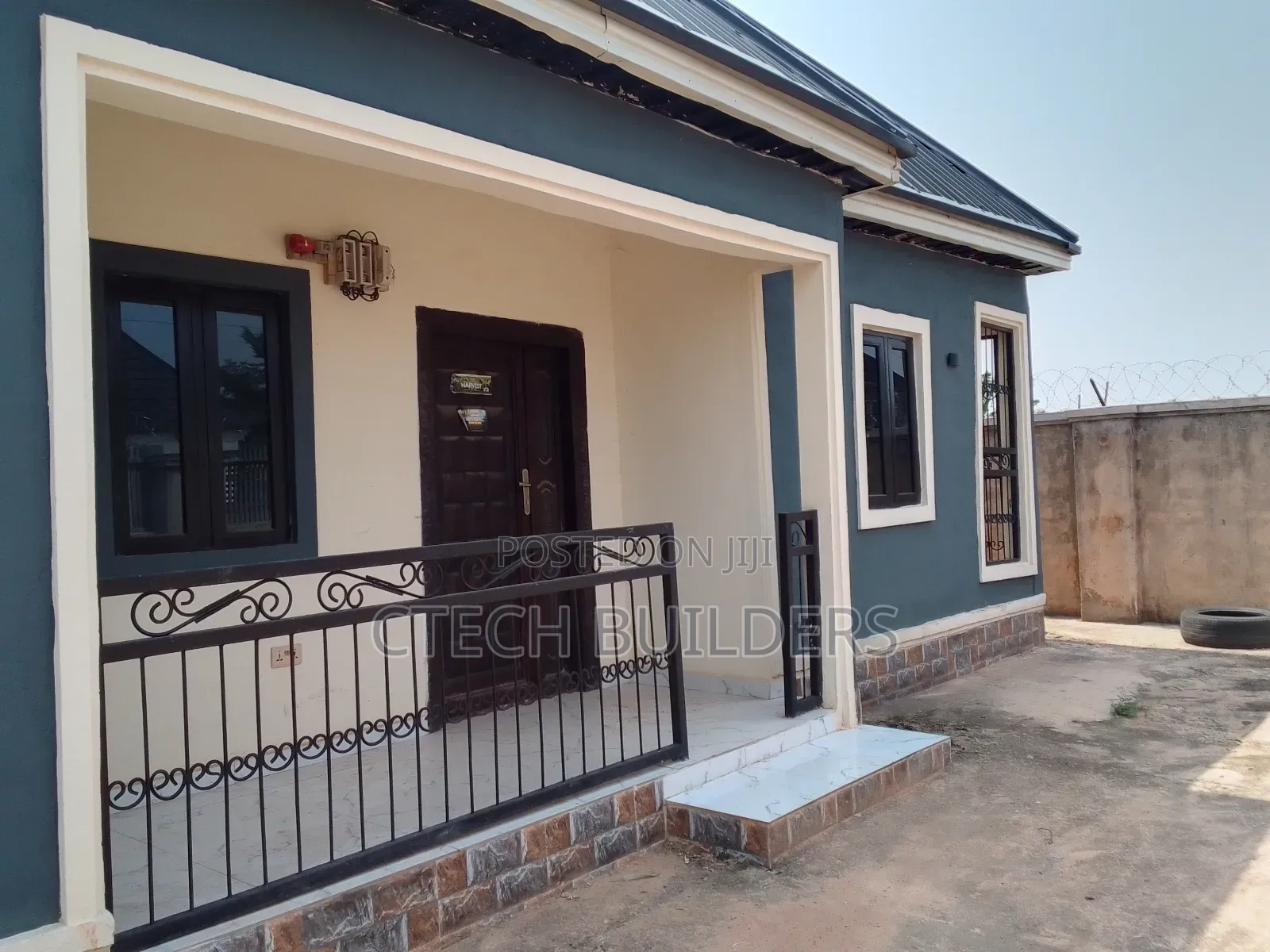 2bdrm Block of Flats in Benin City for rent