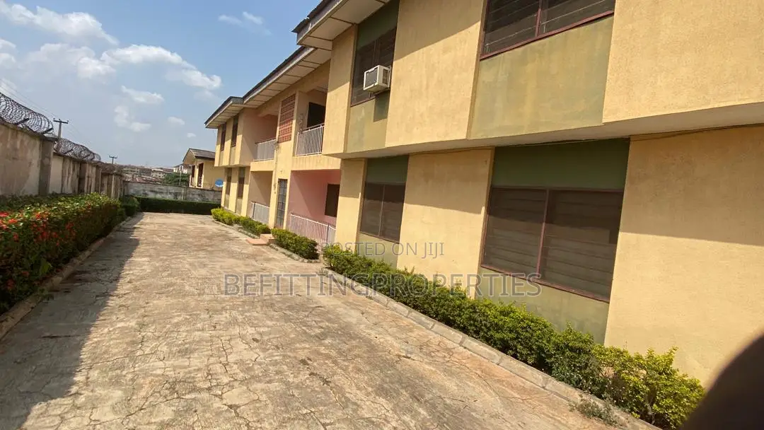 3bdrm House in Ojoo for sale