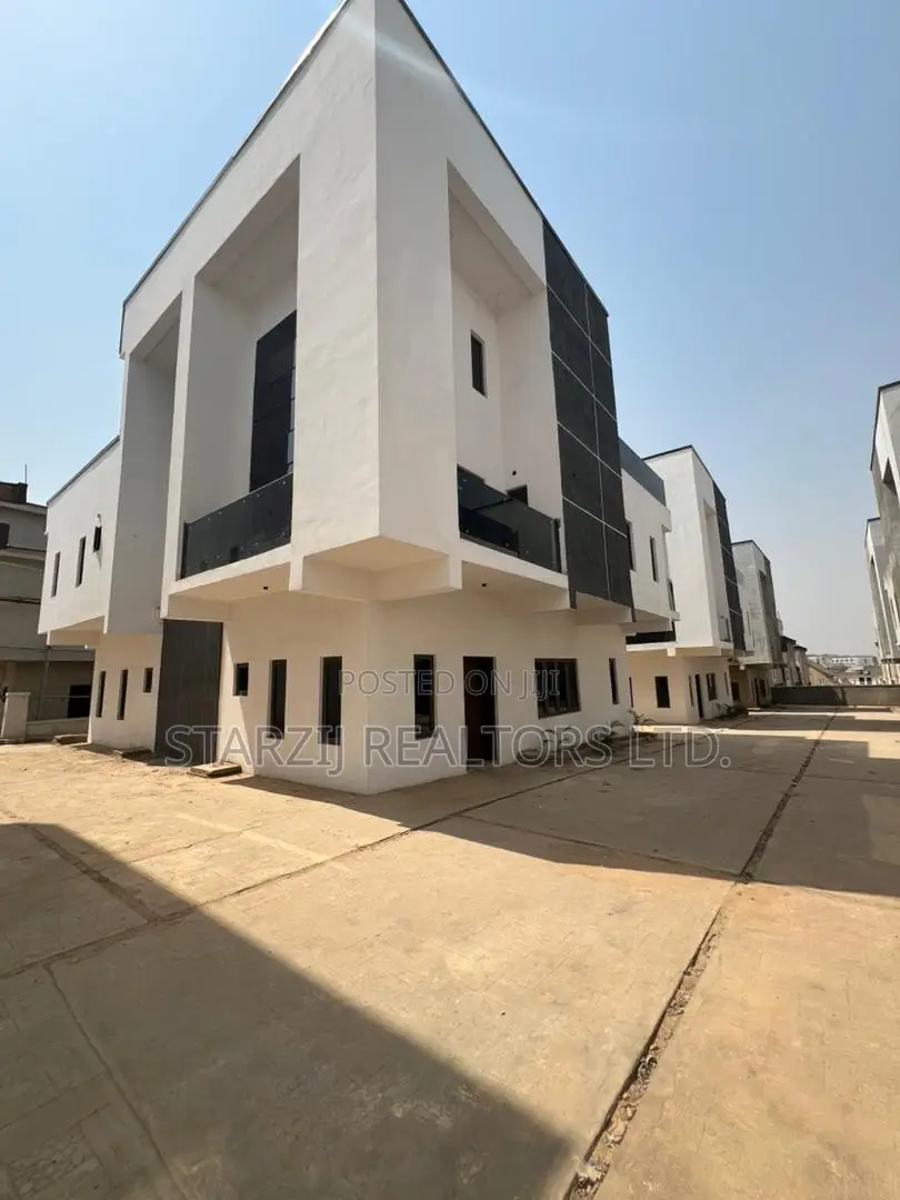 5bdrm House in Mabushi for sale