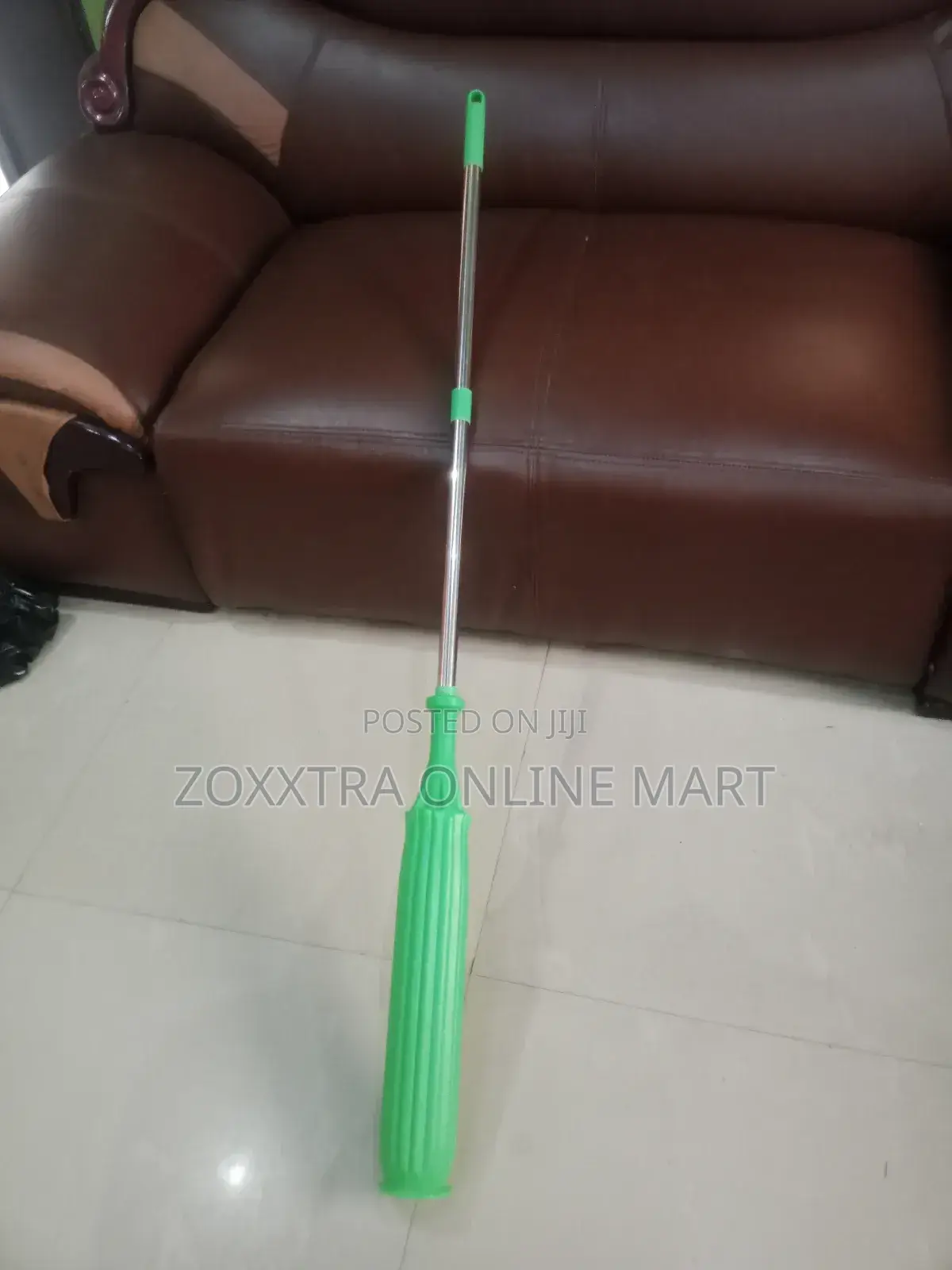 Self-Squeeze Green Mop